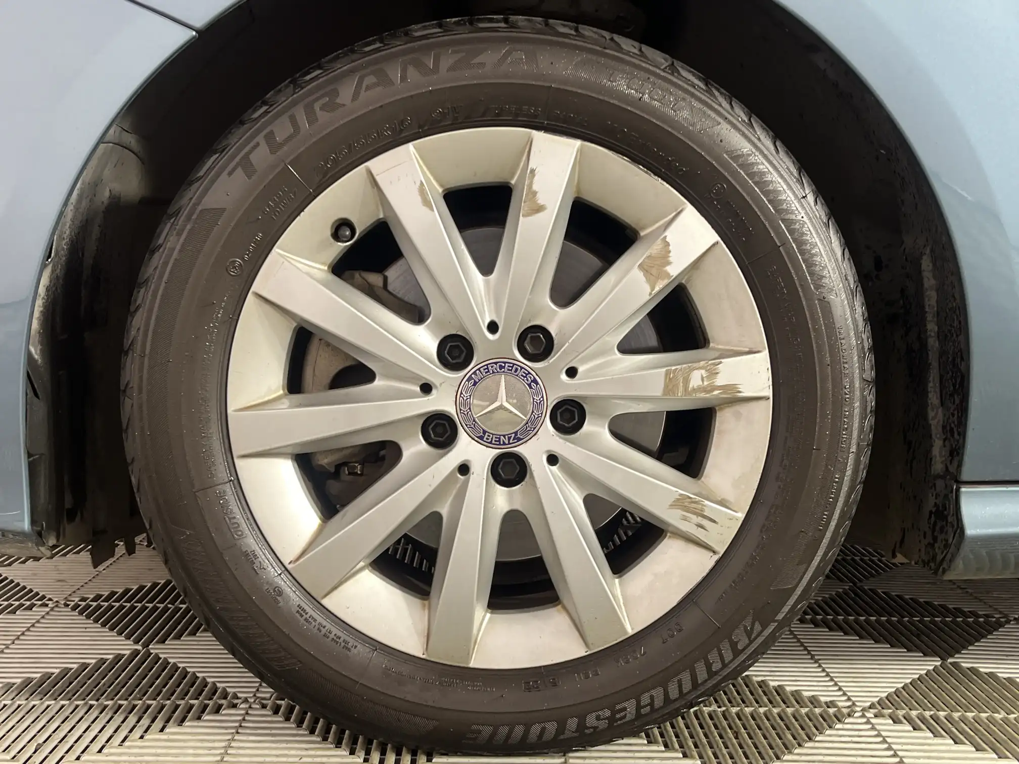 Mercedes-Benz B Class