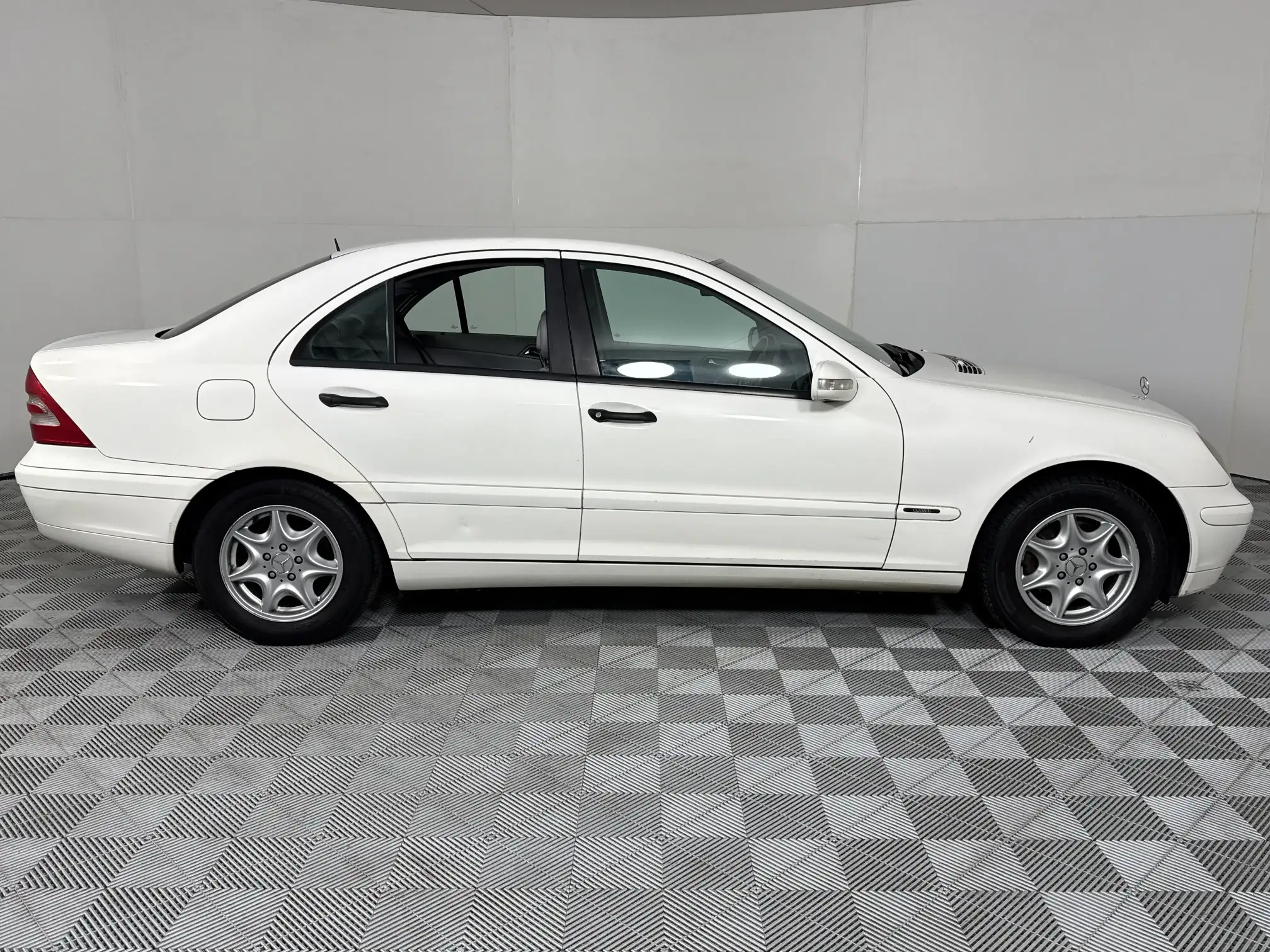 Mercedes-Benz C Class Sedan