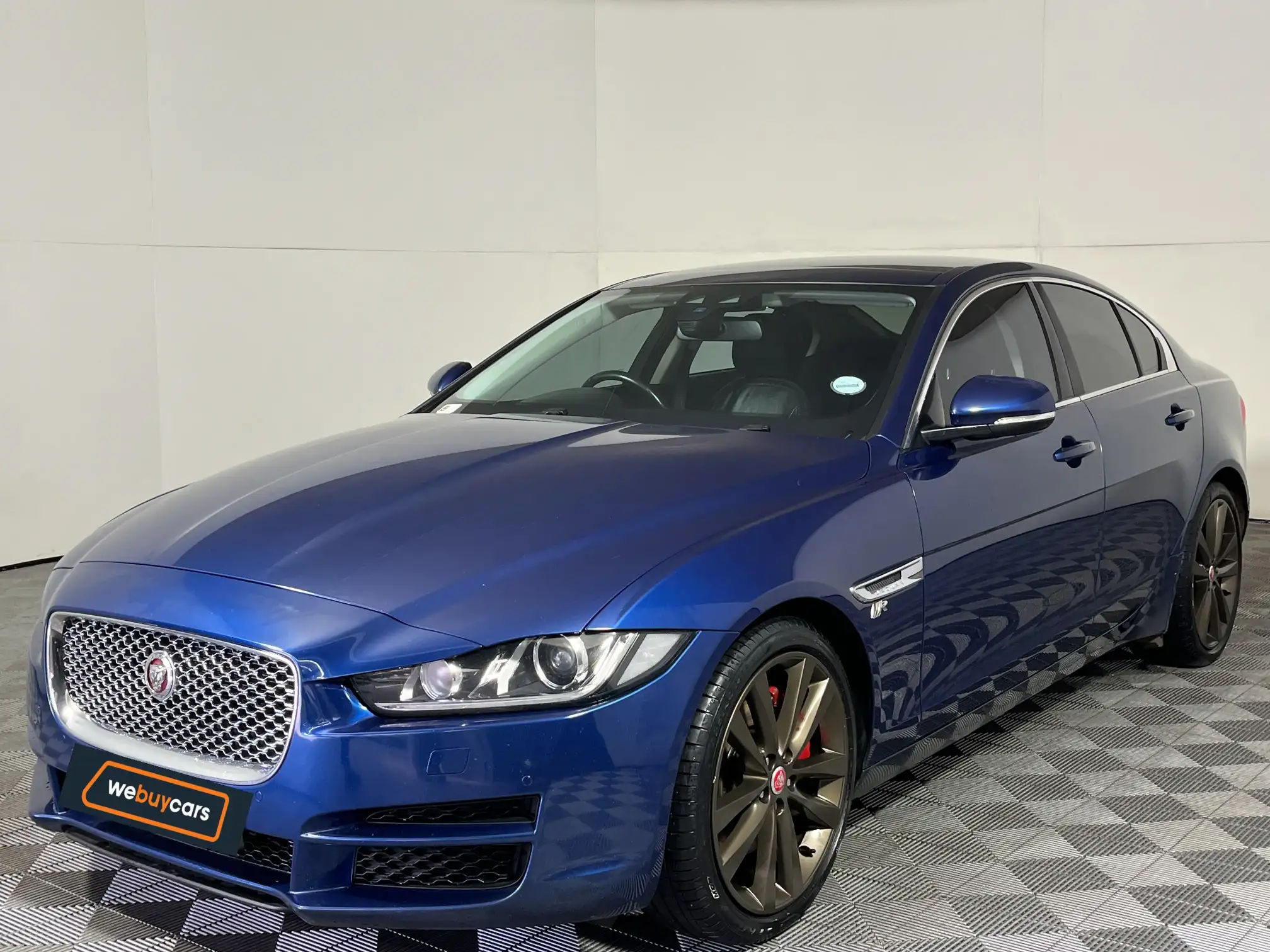 Jaguar XE