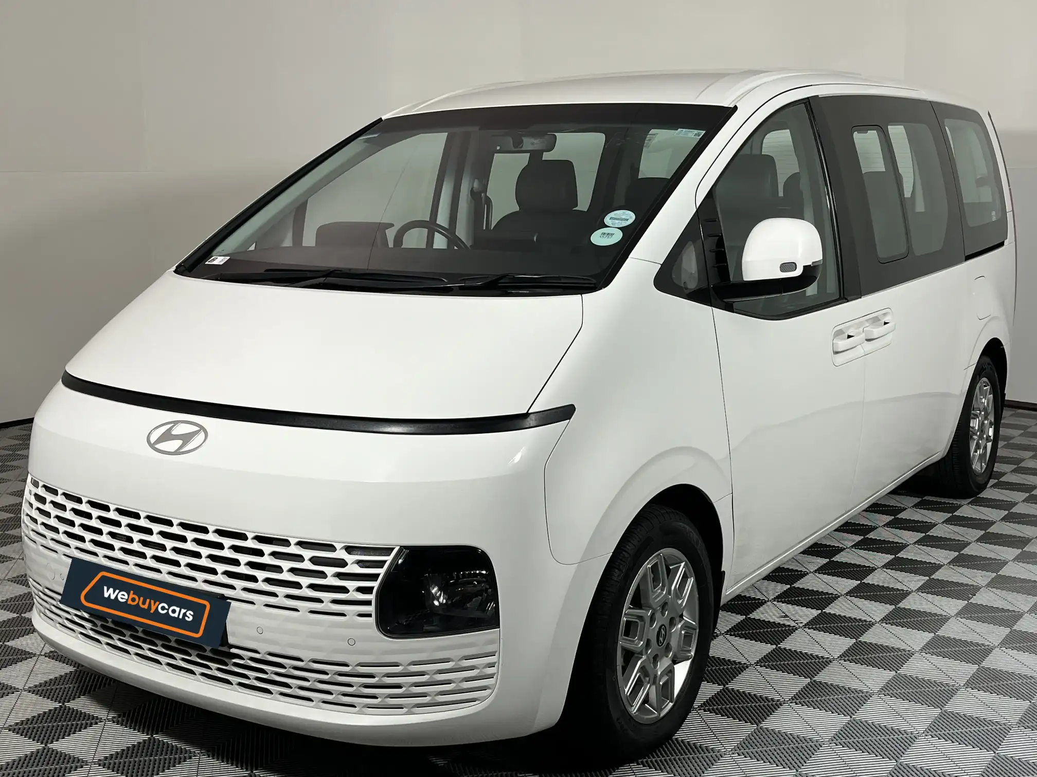 2024 Hyundai Staria