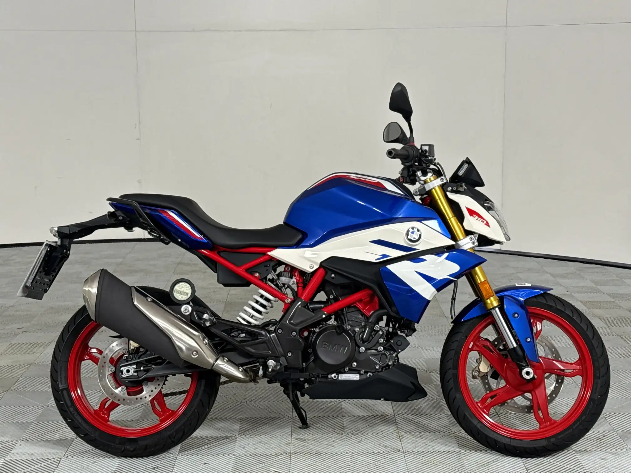 BMW C