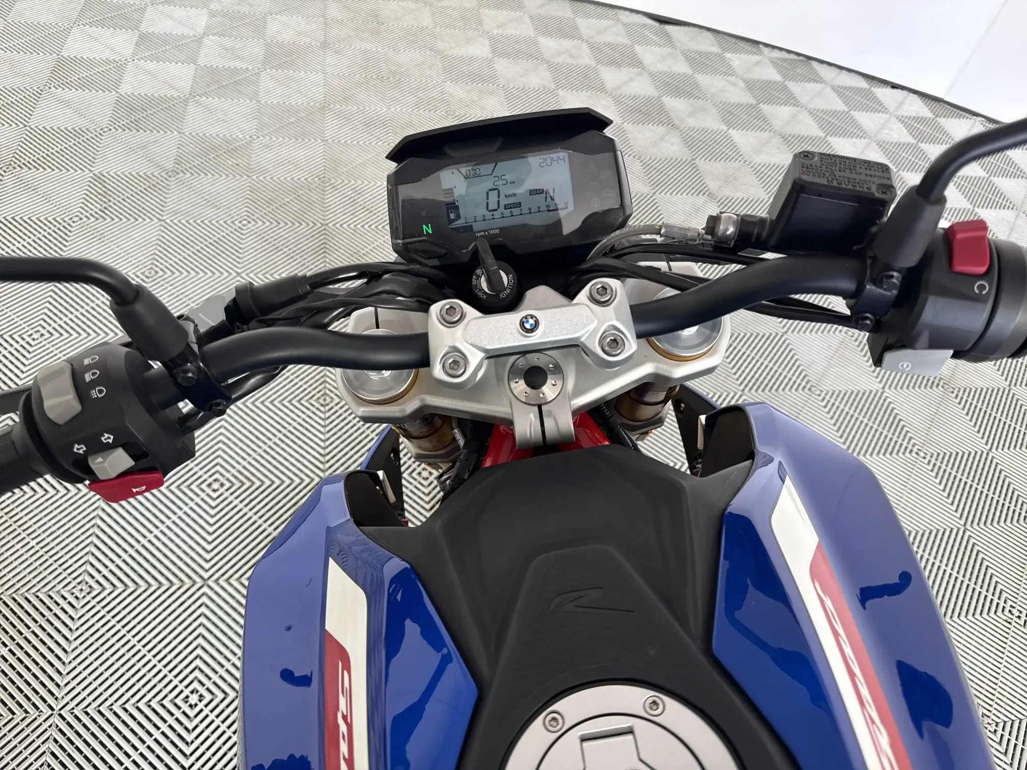 BMW C