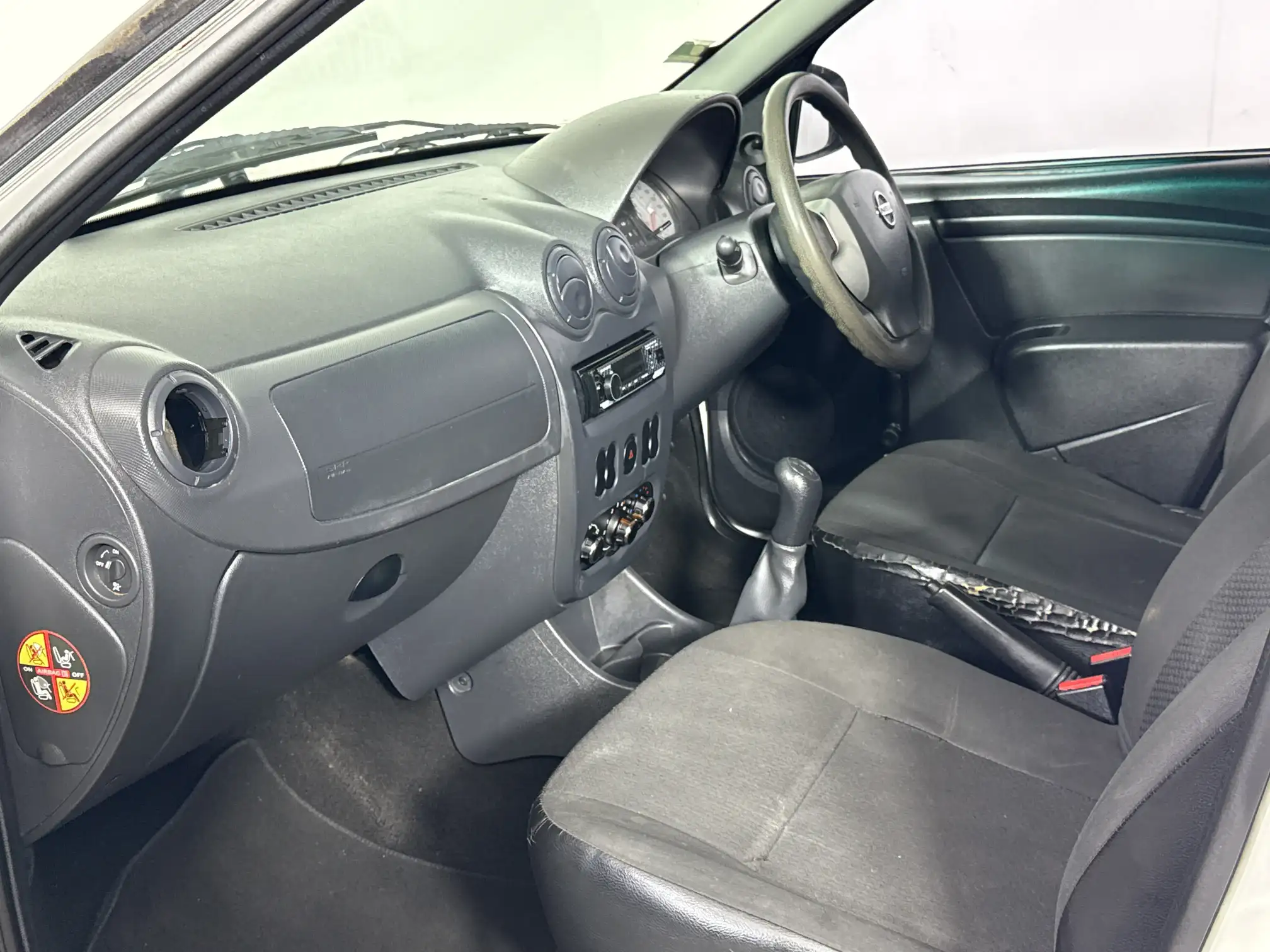 Nissan NP200