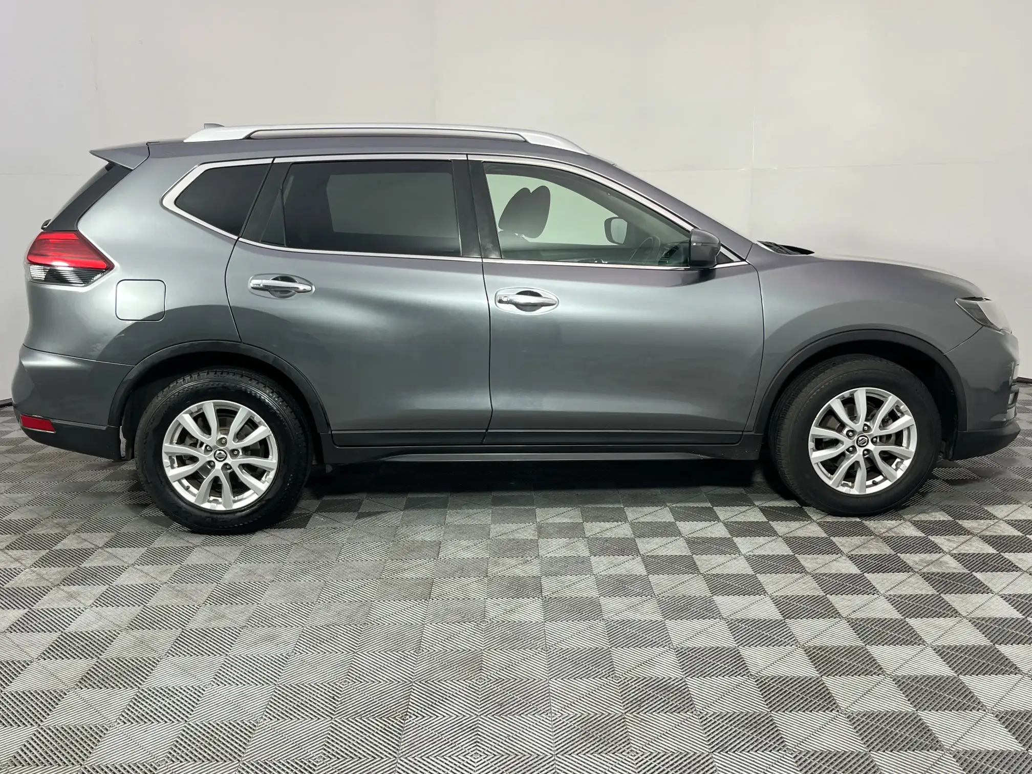 Nissan X Trail
