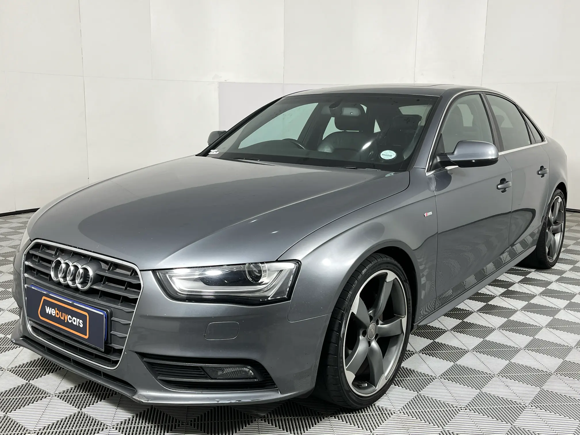 2014 Audi A4 2.0 TFSI SE Quattro Stron (165 KW)