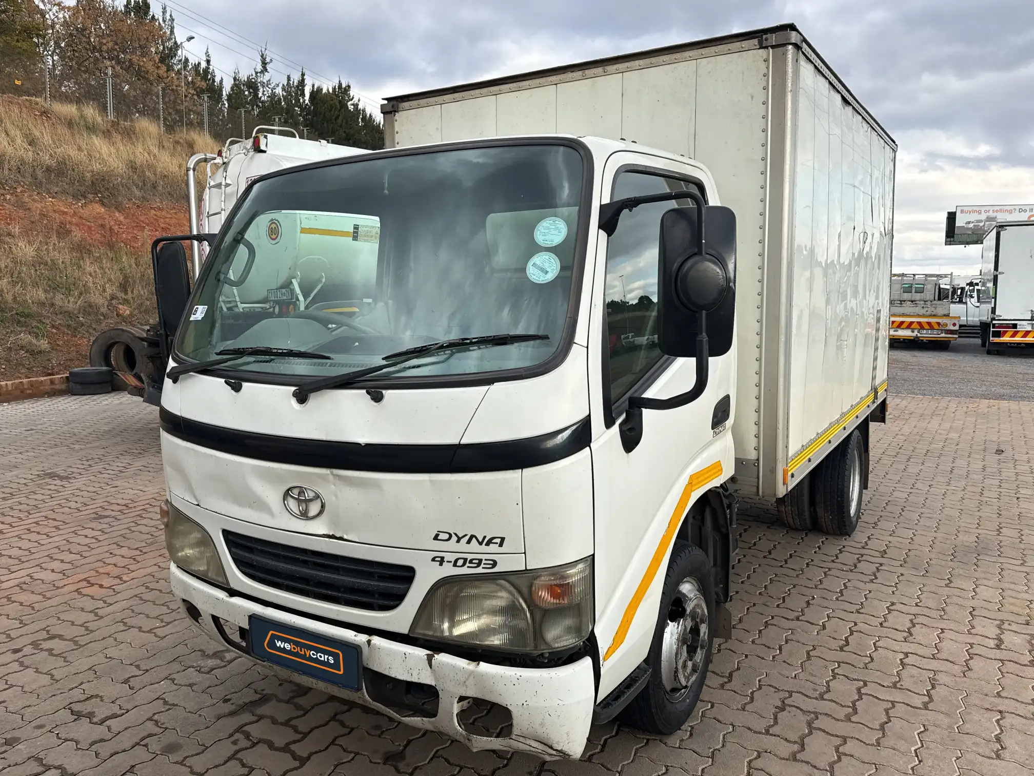 2005 Toyota Dyna