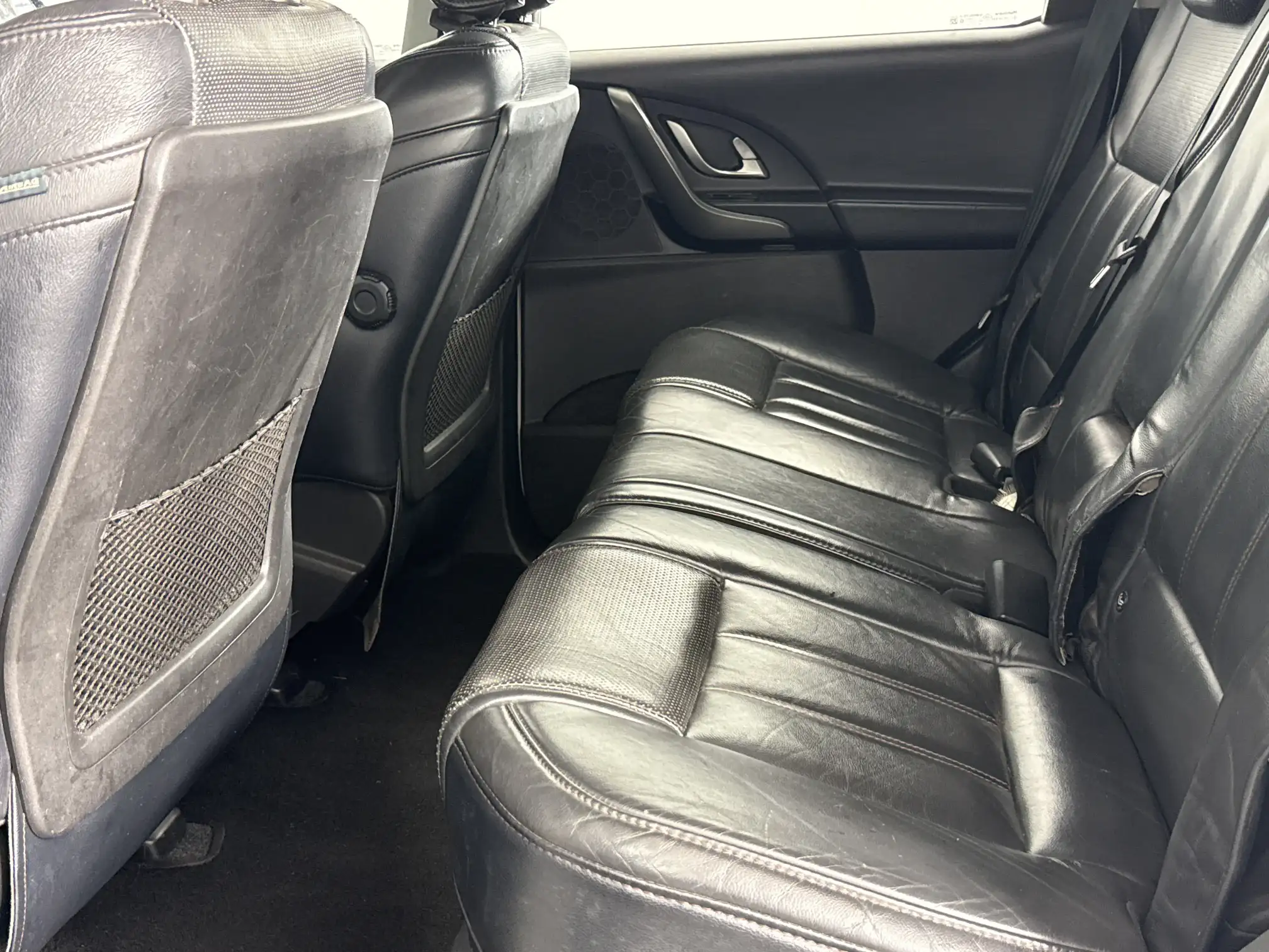 Mahindra XUV