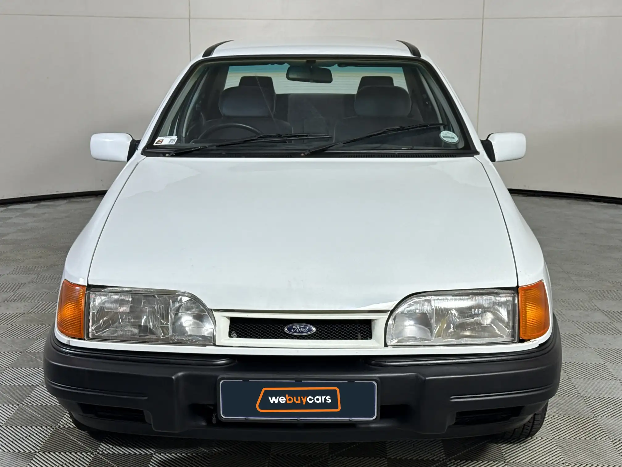 Ford Sapphire