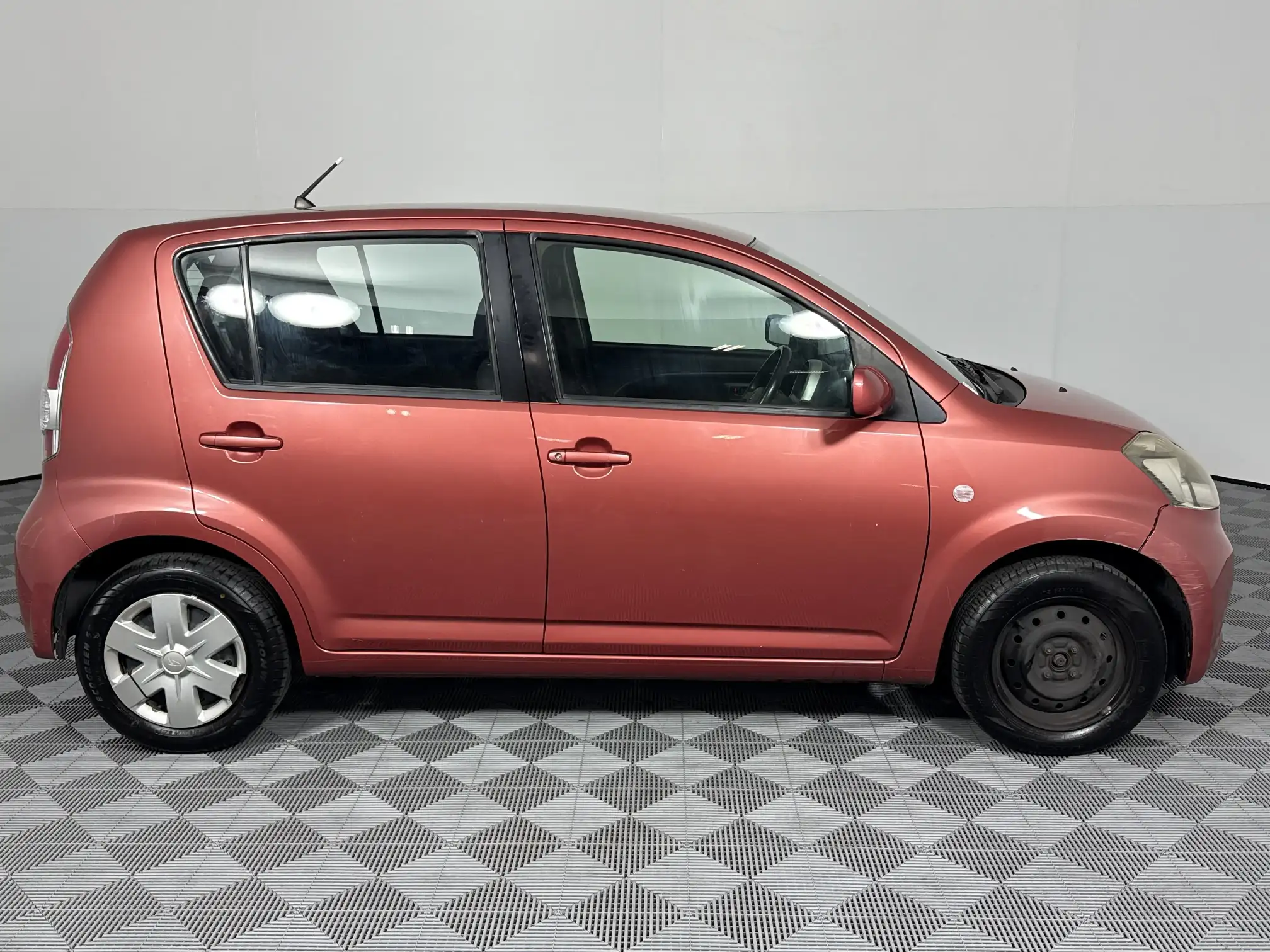 Daihatsu Sirion