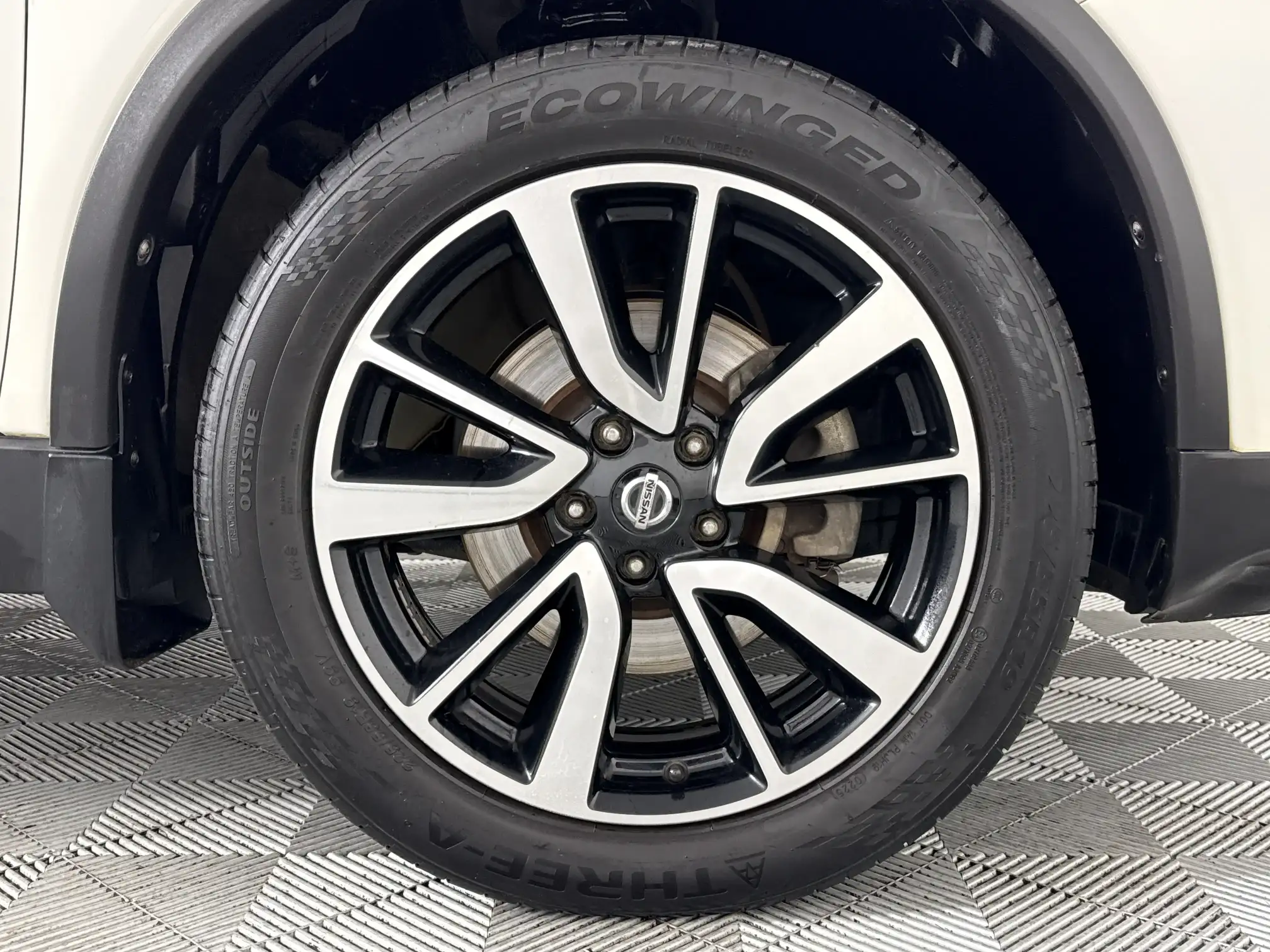 Nissan X Trail