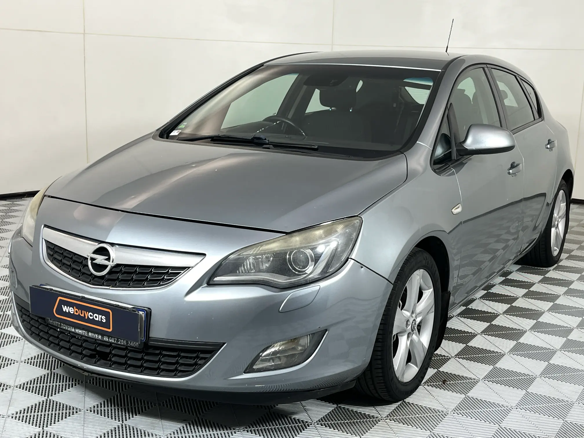 2013 Opel Astra 1.4T Enjoy 5-Door