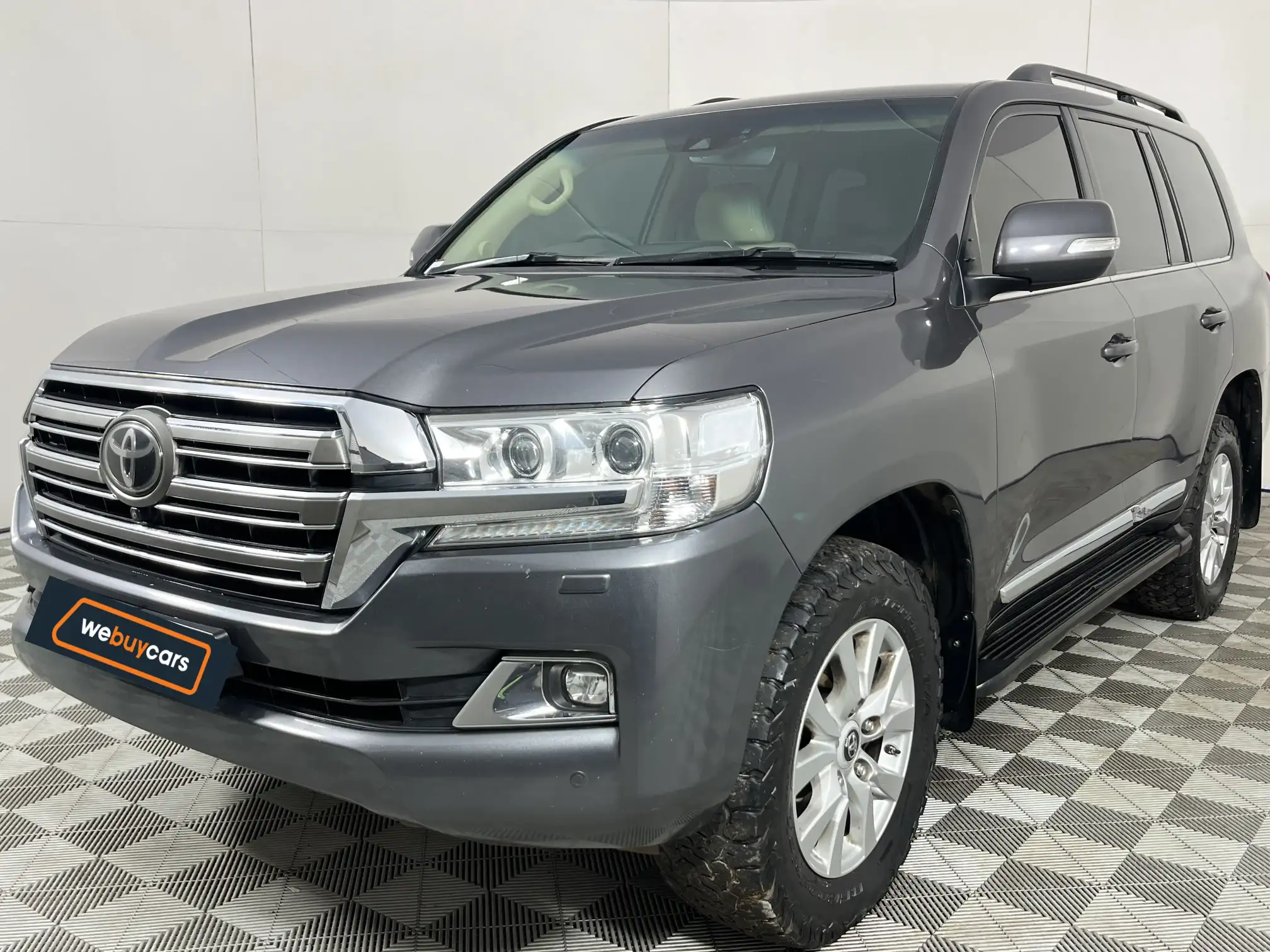 2017 Toyota Land Cruiser