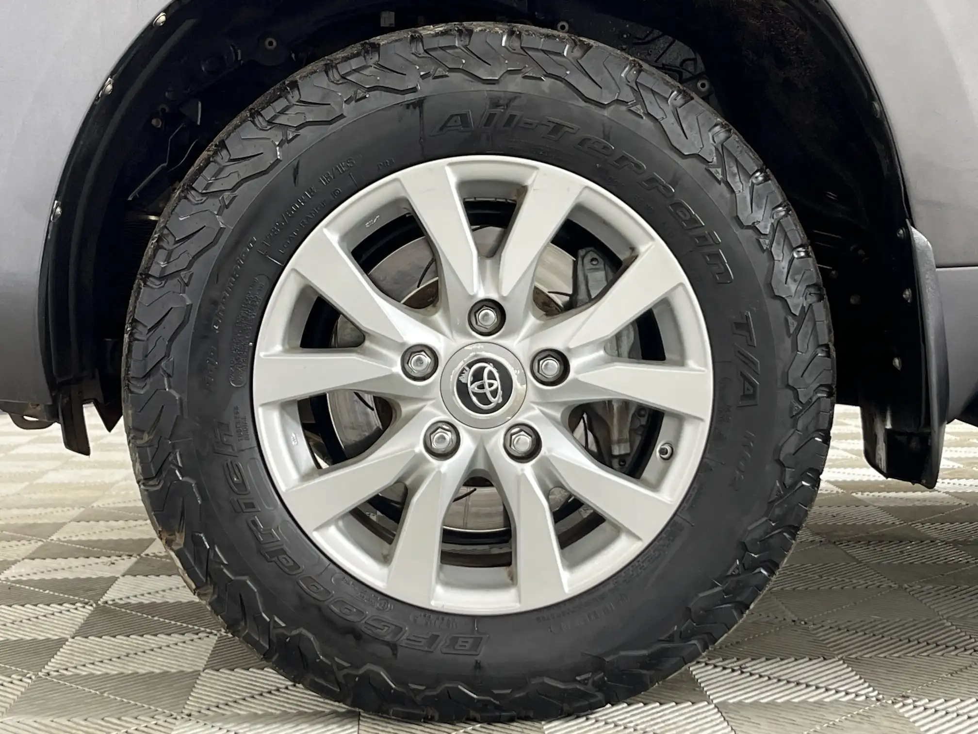 Toyota Land Cruiser