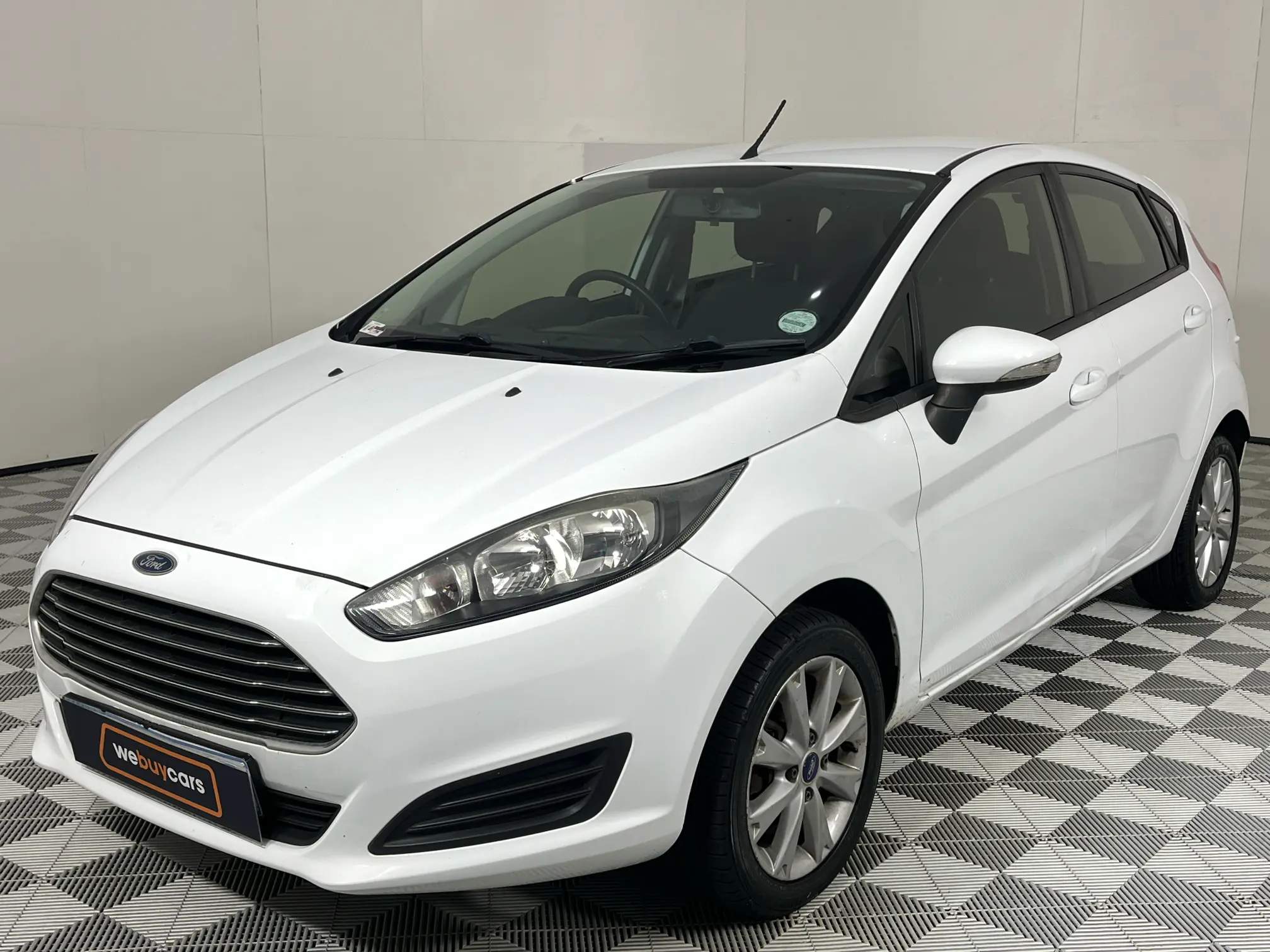 2013 Ford Fiesta 1.4 Ambiente 5 DR