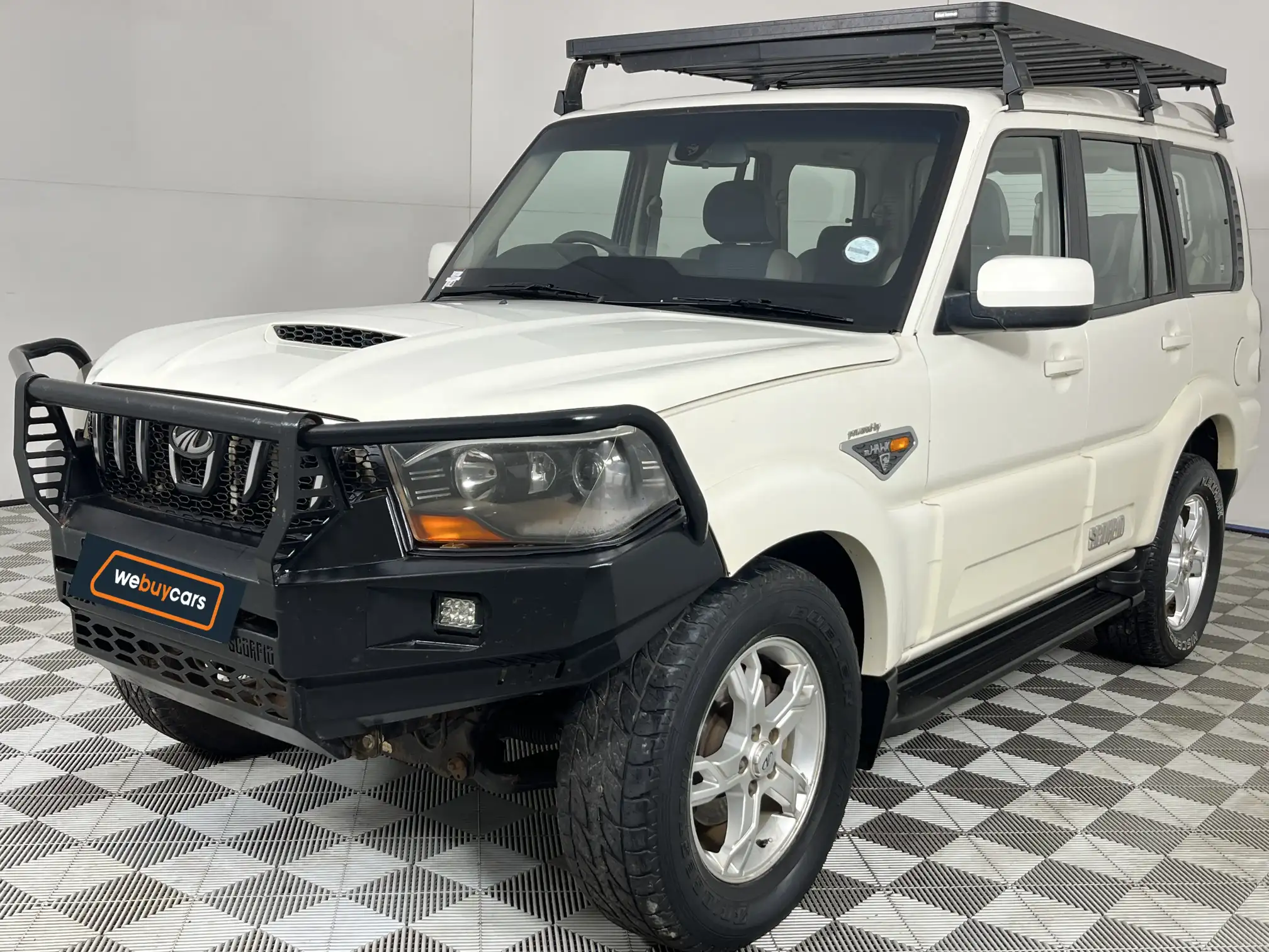2016 Mahindra Scorpio