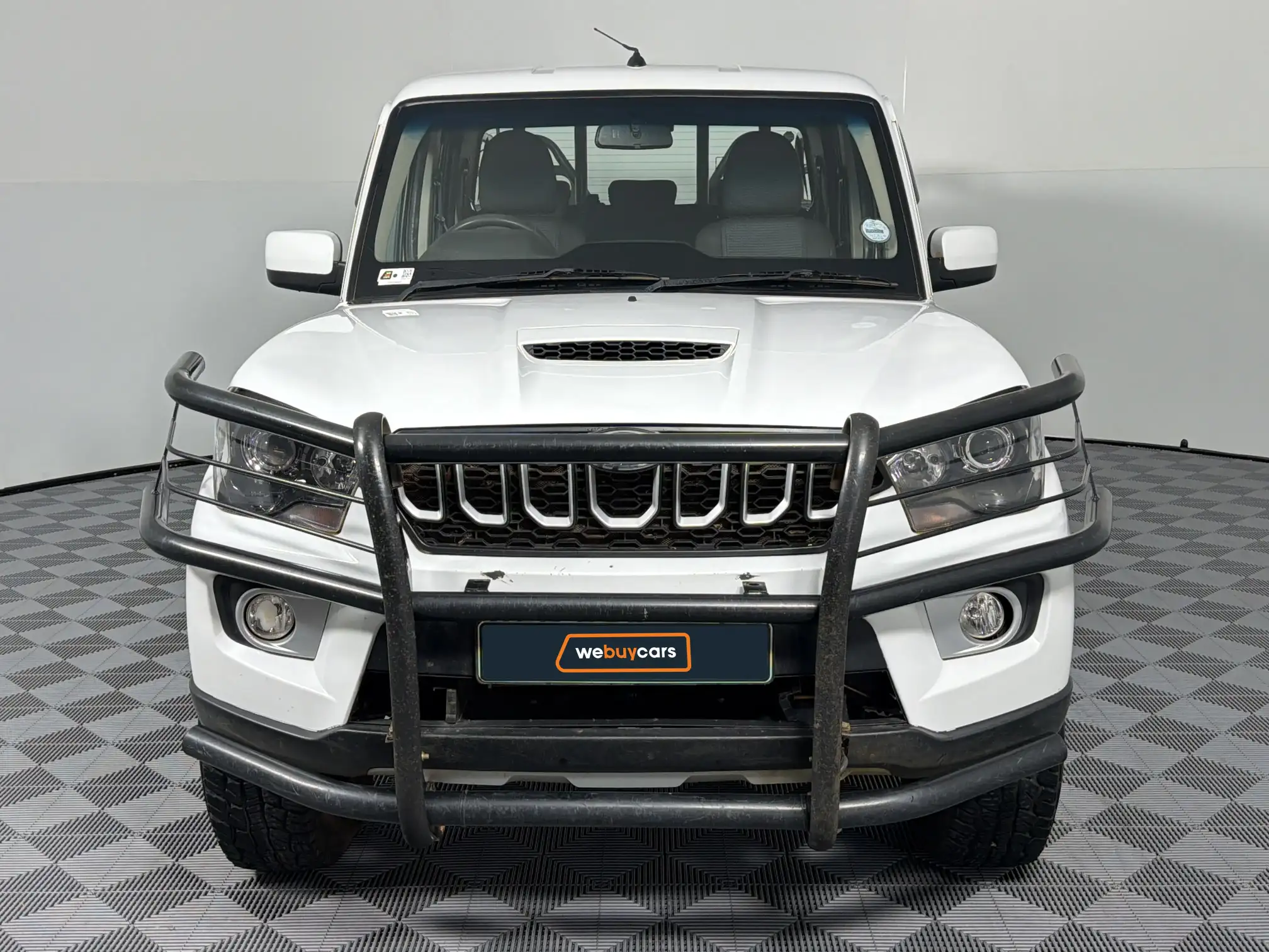 Mahindra PIK UP