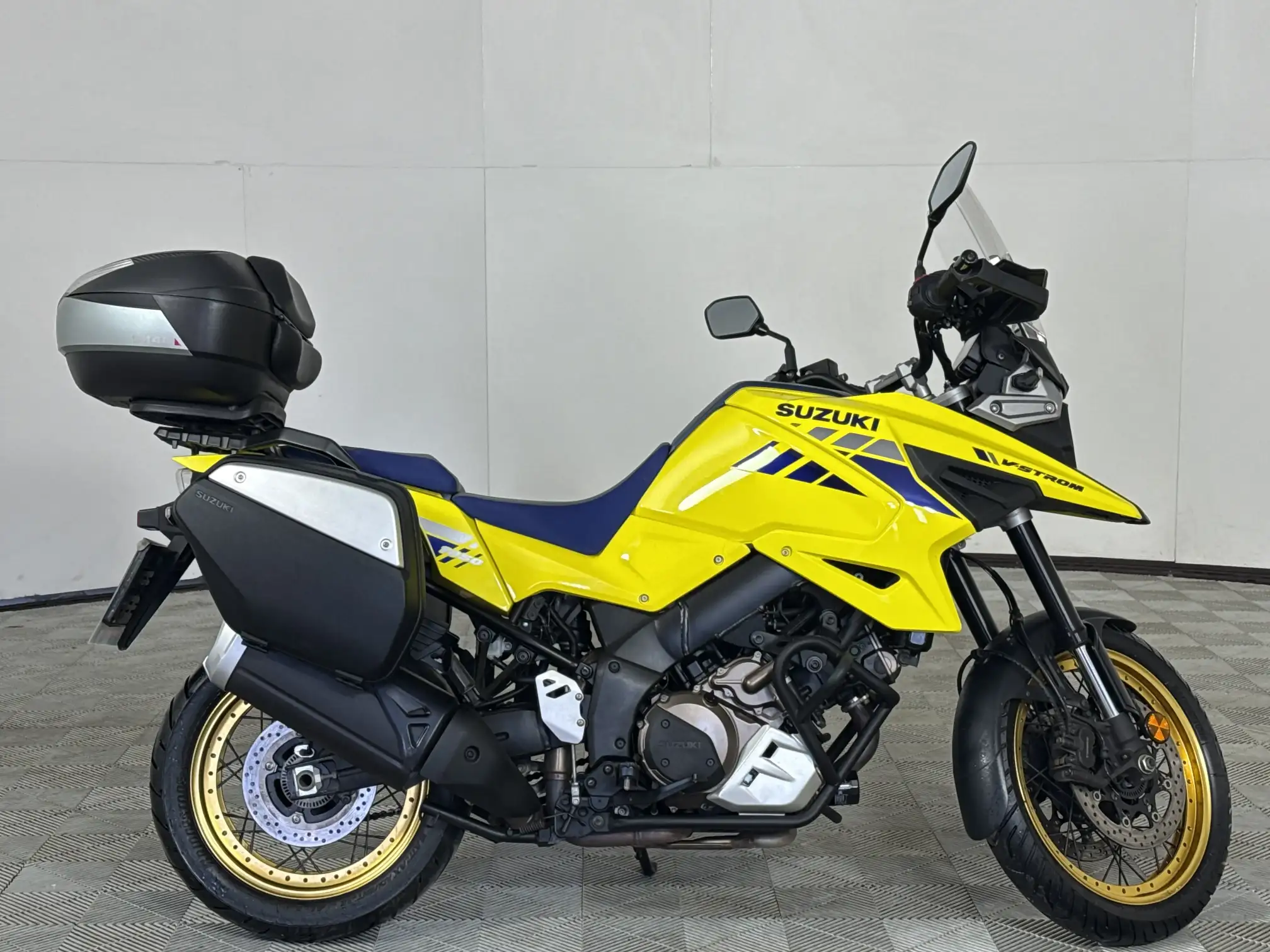 Suzuki DL