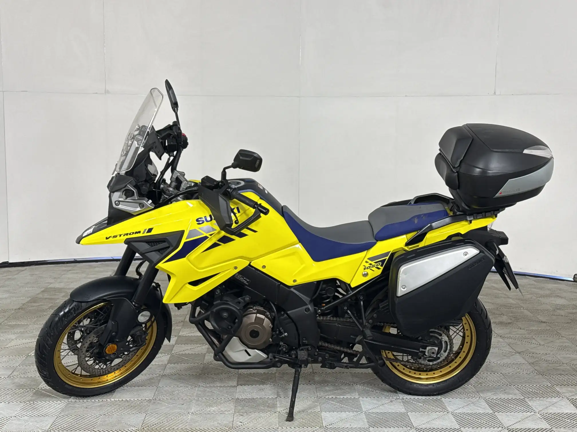 Suzuki DL
