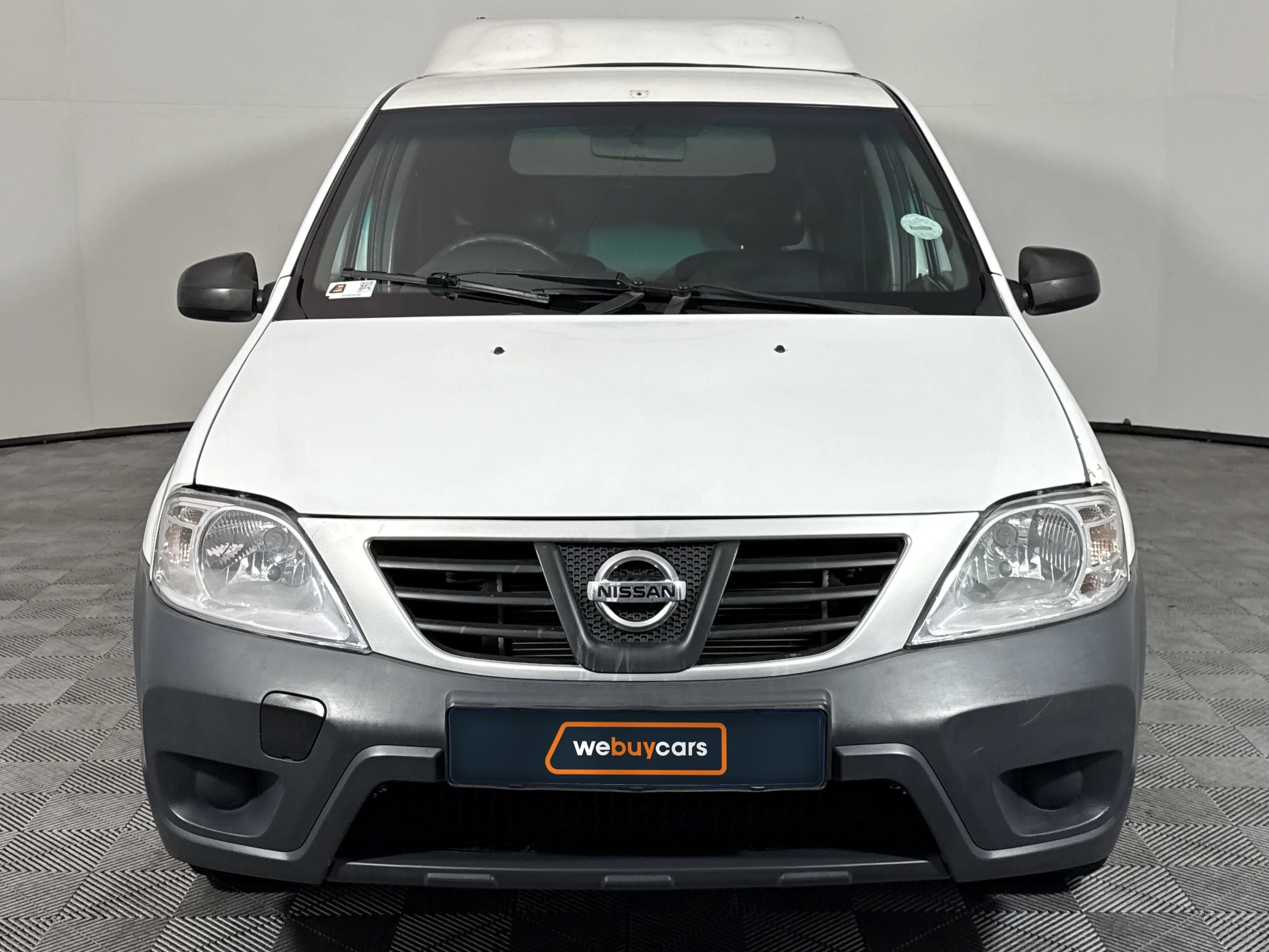 2017 Nissan NP200 1.6 Pick Up Single Cab, photo 2