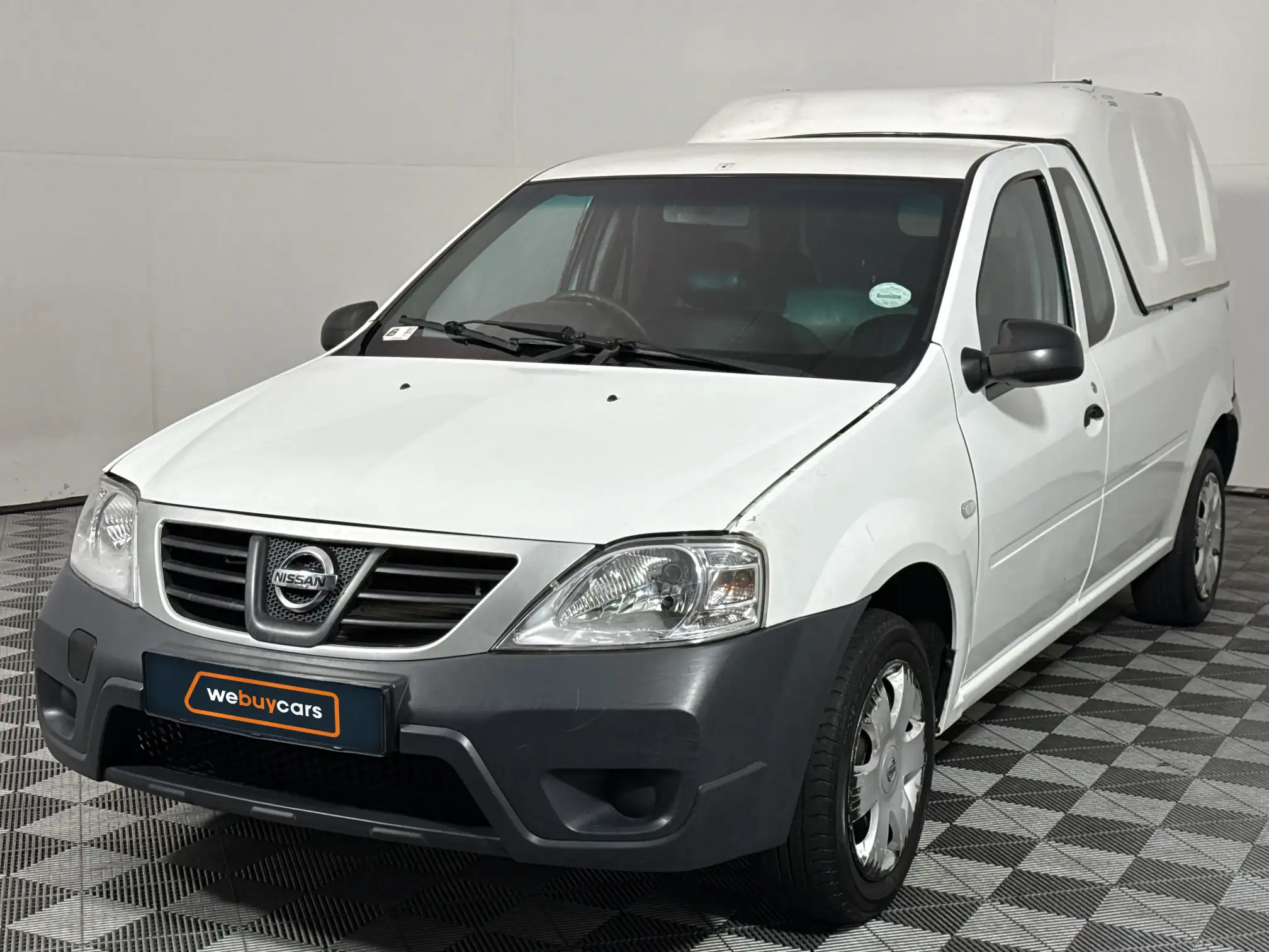 2017 Nissan NP200
