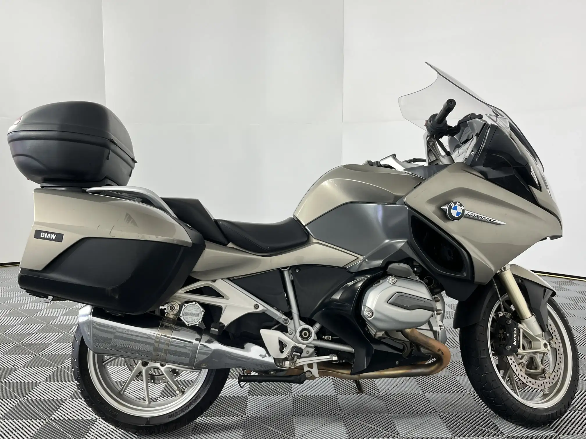BMW R Series