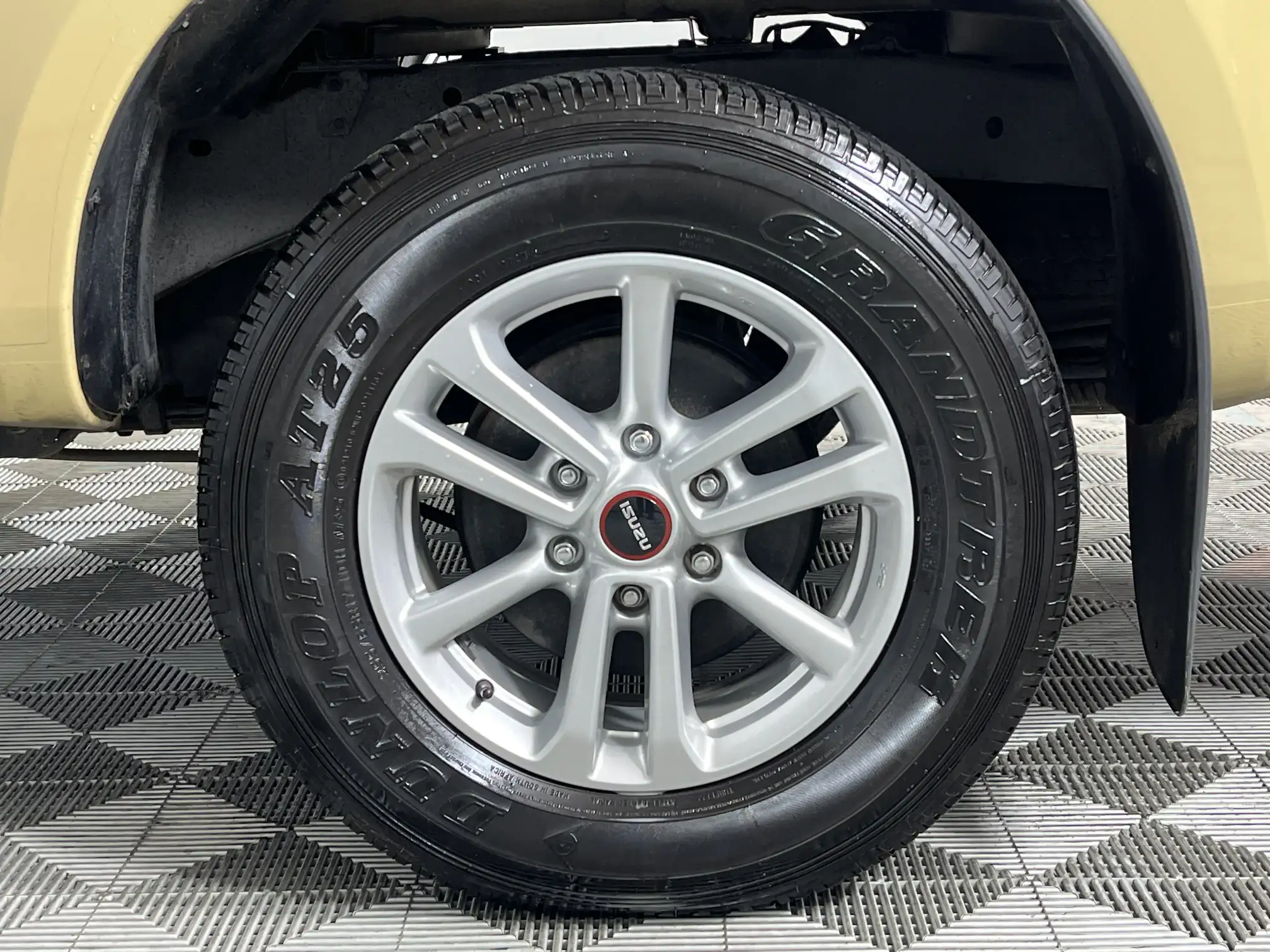 Isuzu D-MAX
