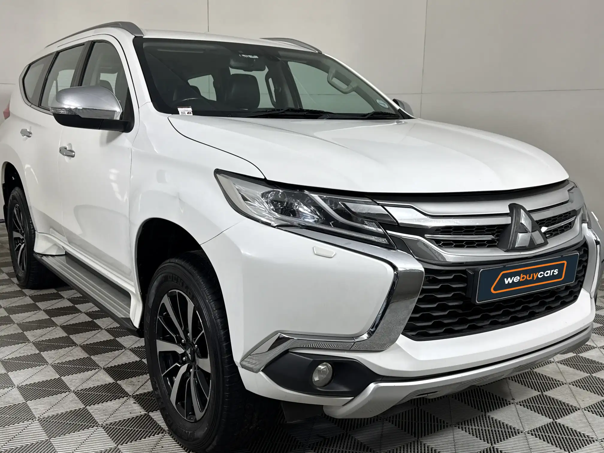 Mitsubishi Pajero Sport