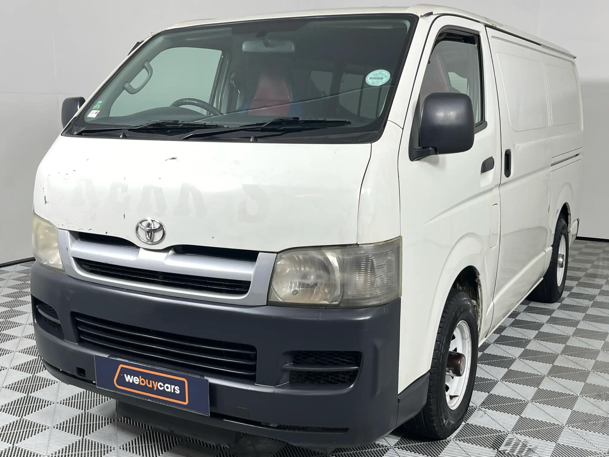 Toyota Quantum 2.7 Panel Van