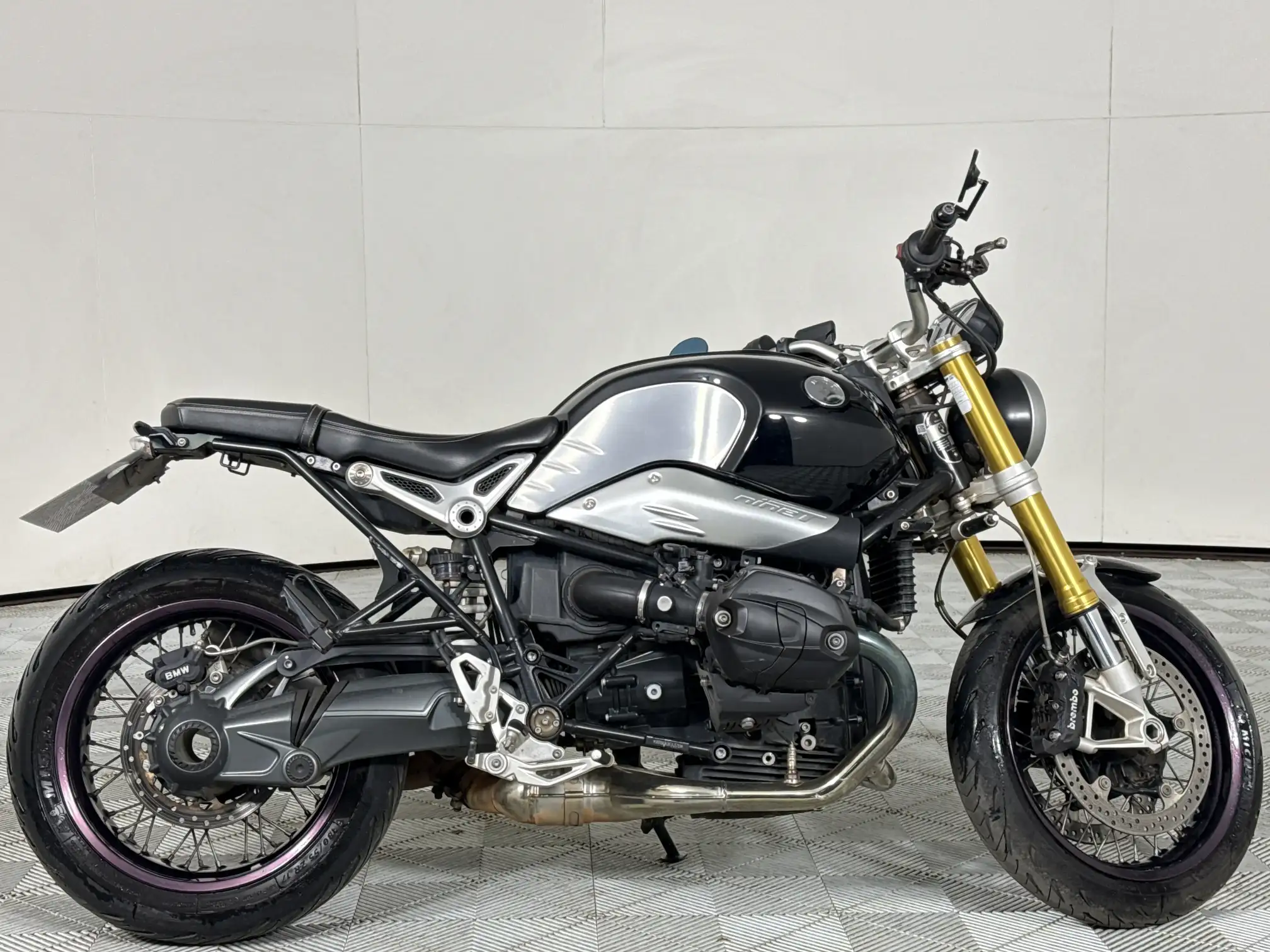 2015 BMW R Series