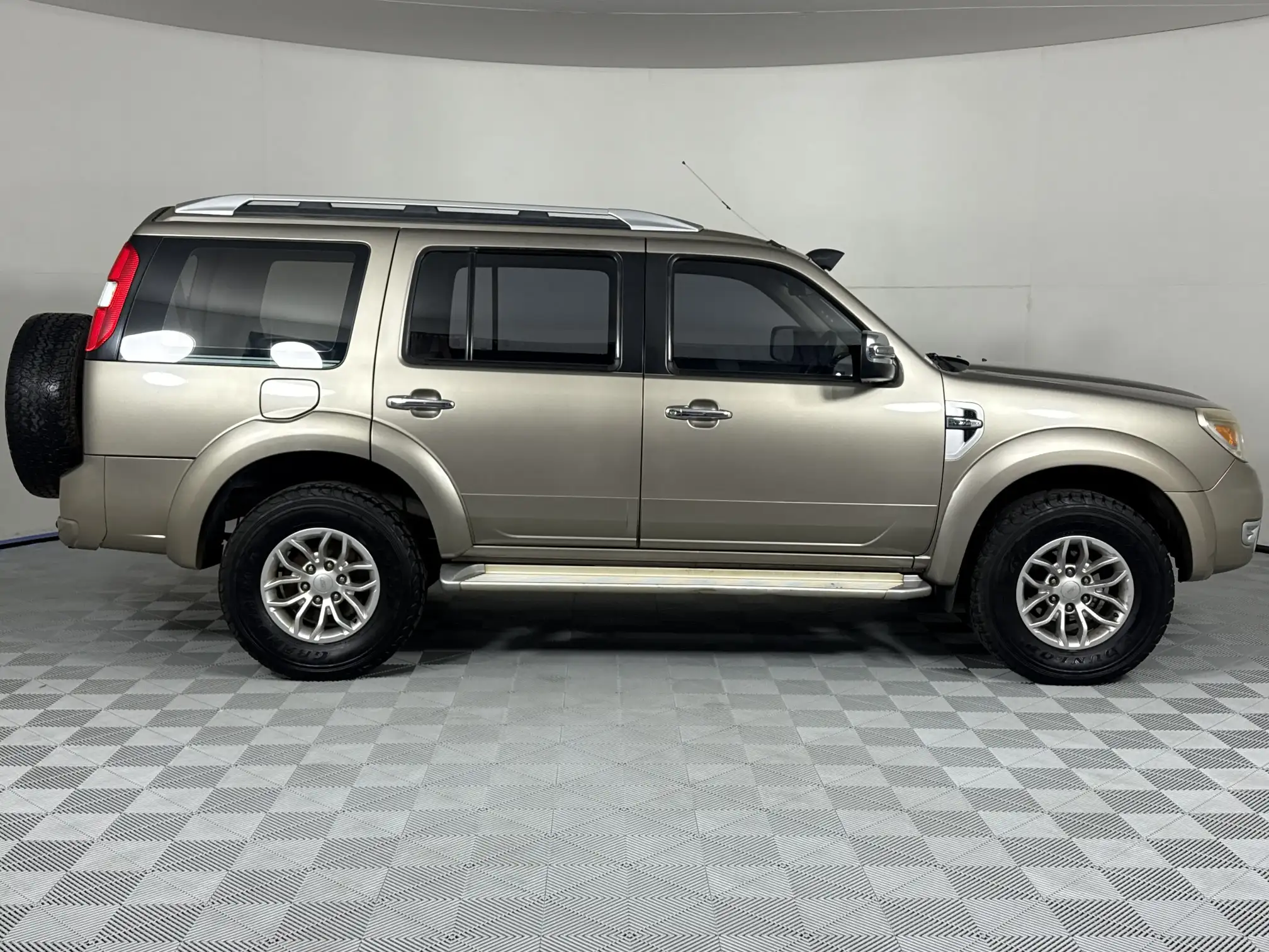 Ford Everest