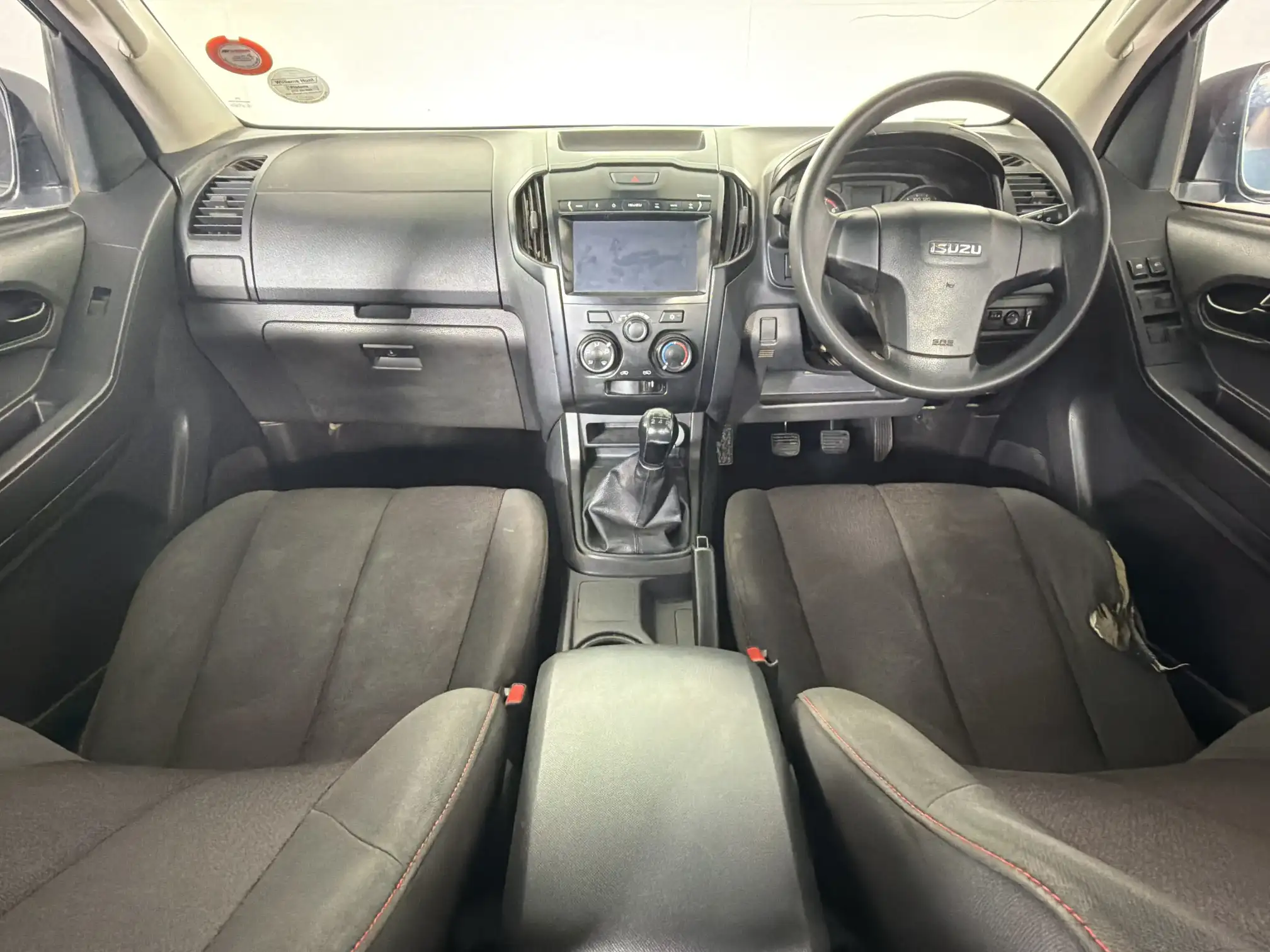 Isuzu D-MAX