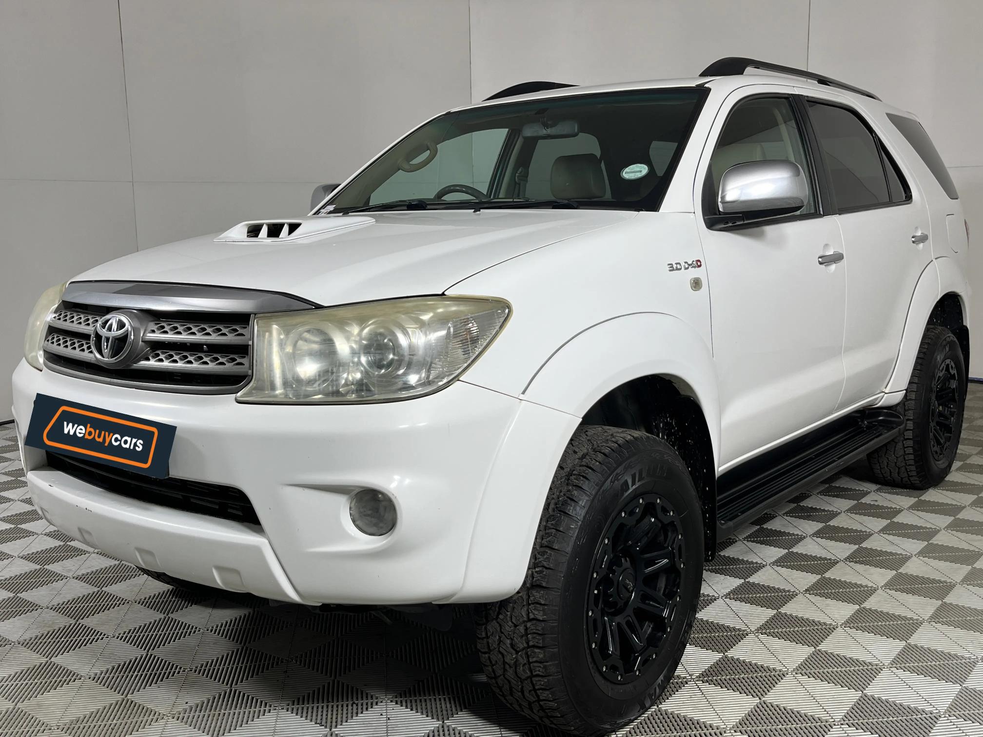 Toyota Fortuner II 3.0 D-4D Raised Body 4X4