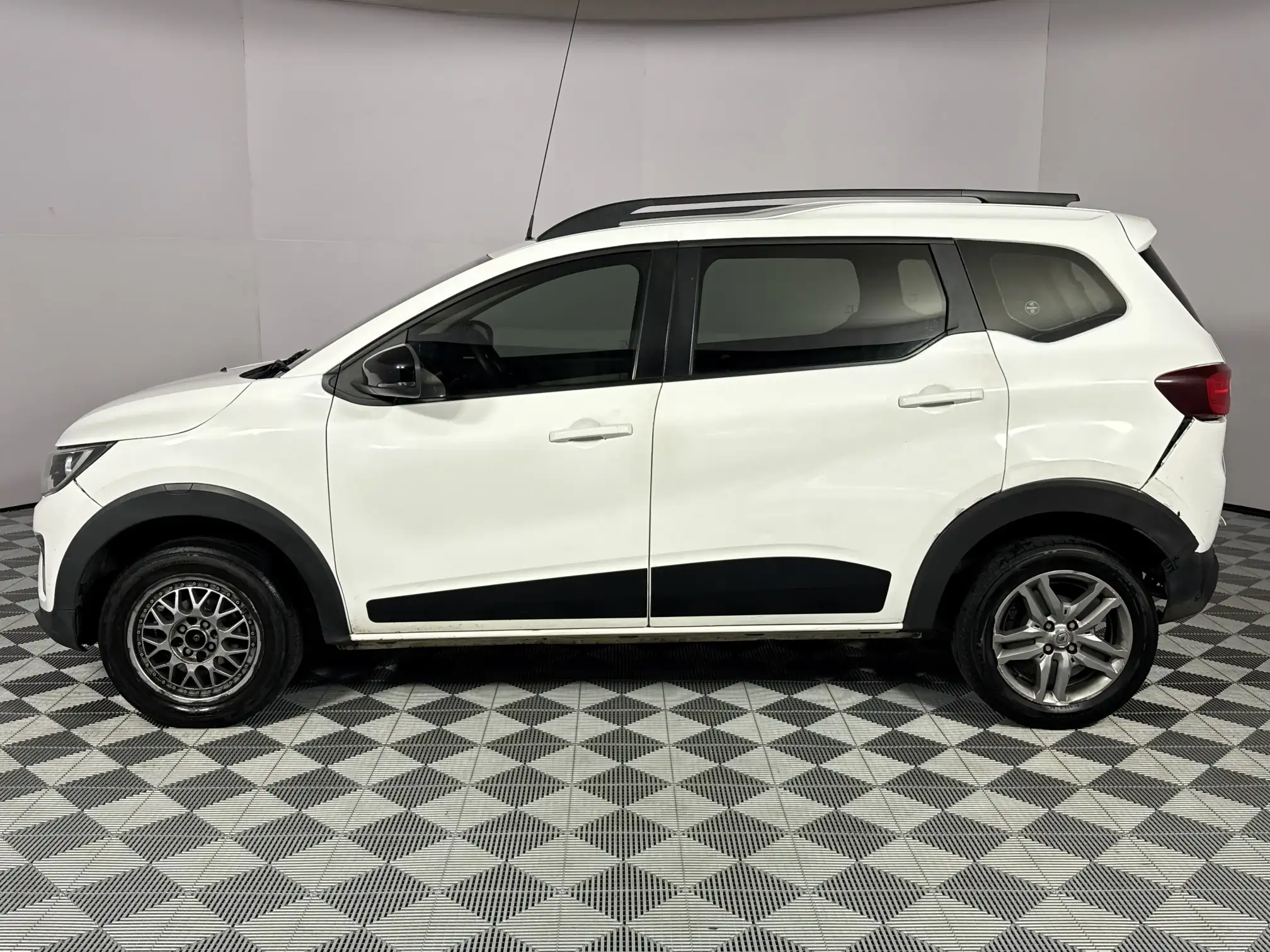 Renault Triber