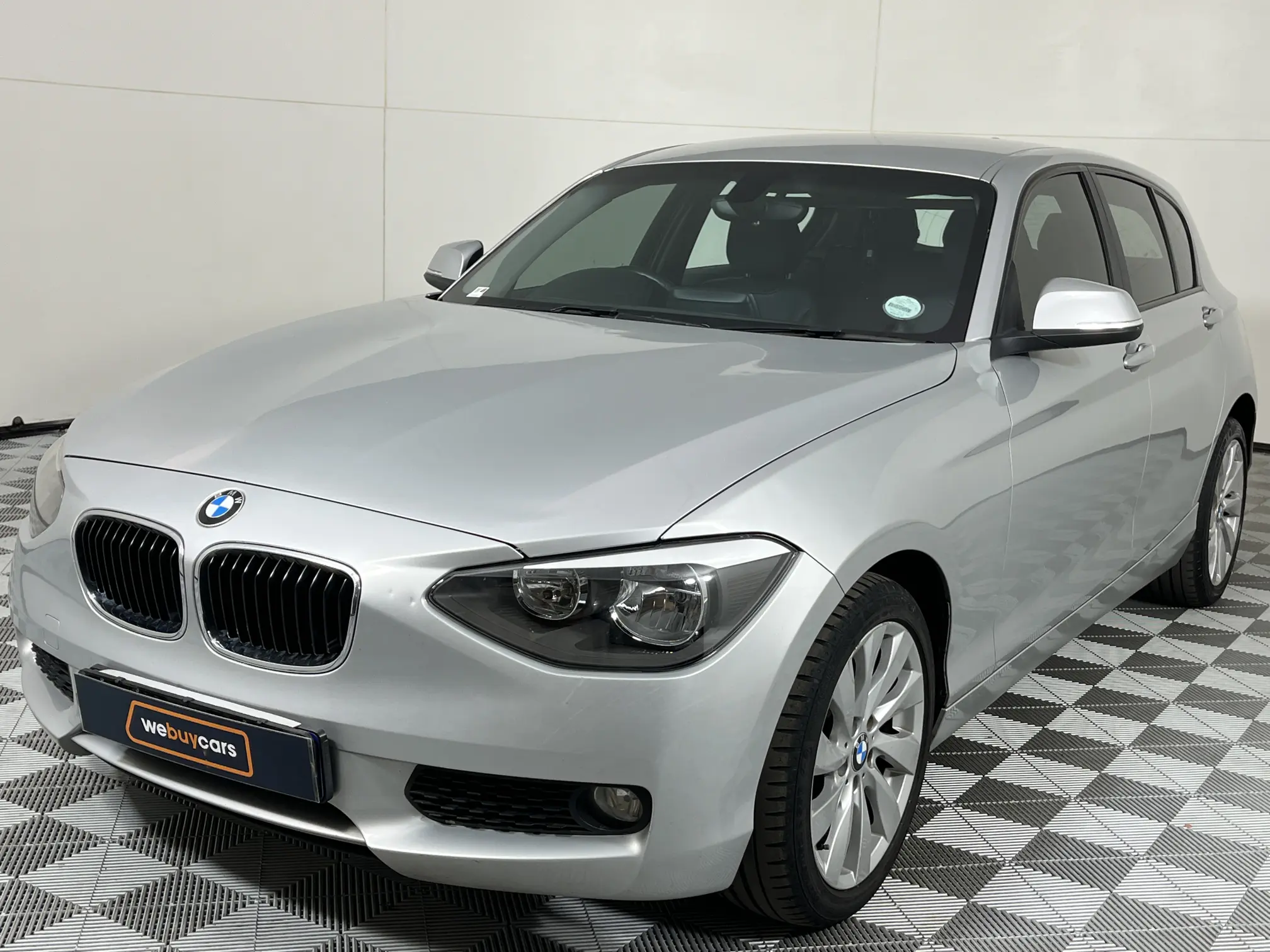 2014 BMW 1 Series 116i 5-Door (F20)