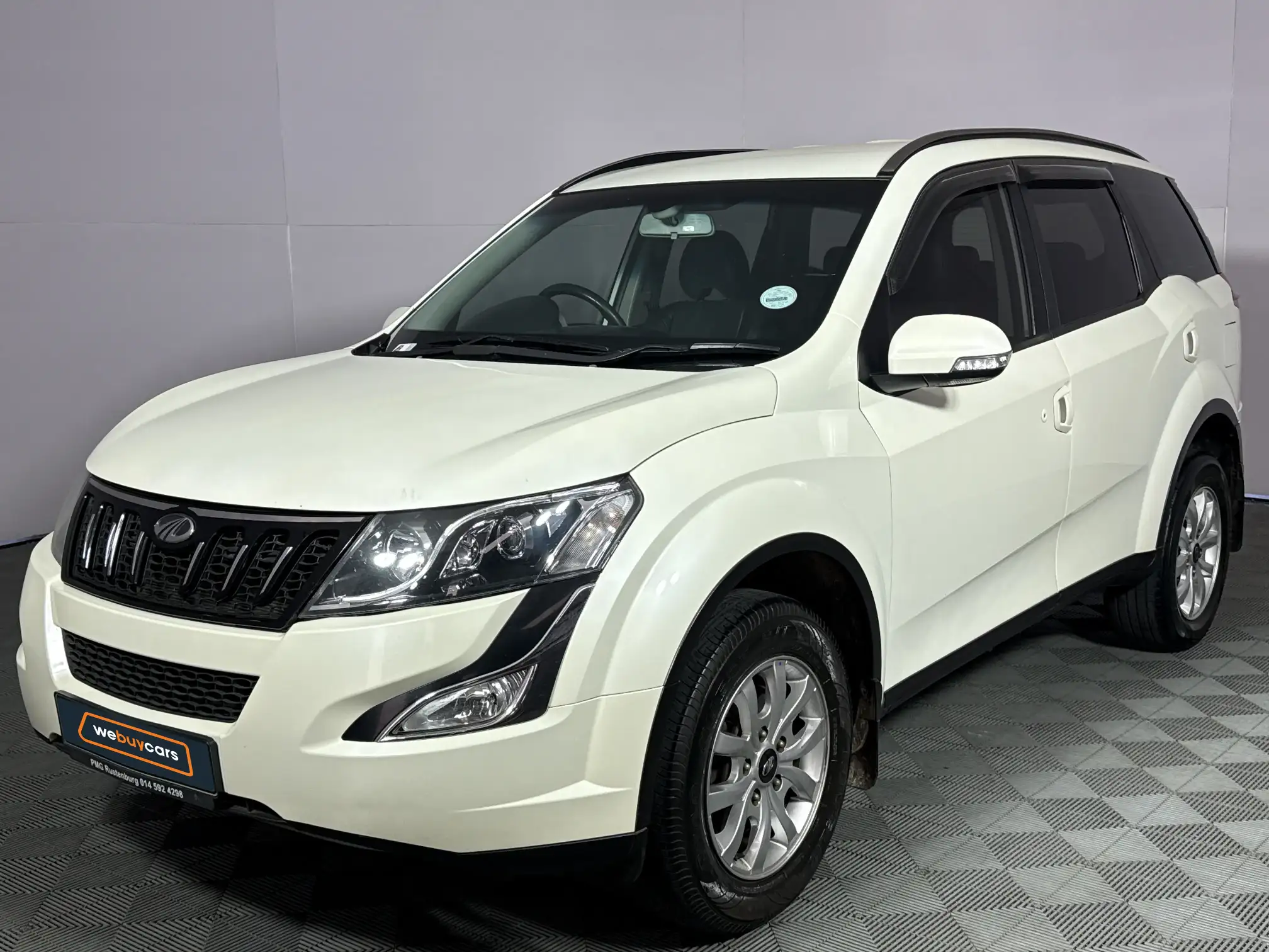 2018 Mahindra XUV