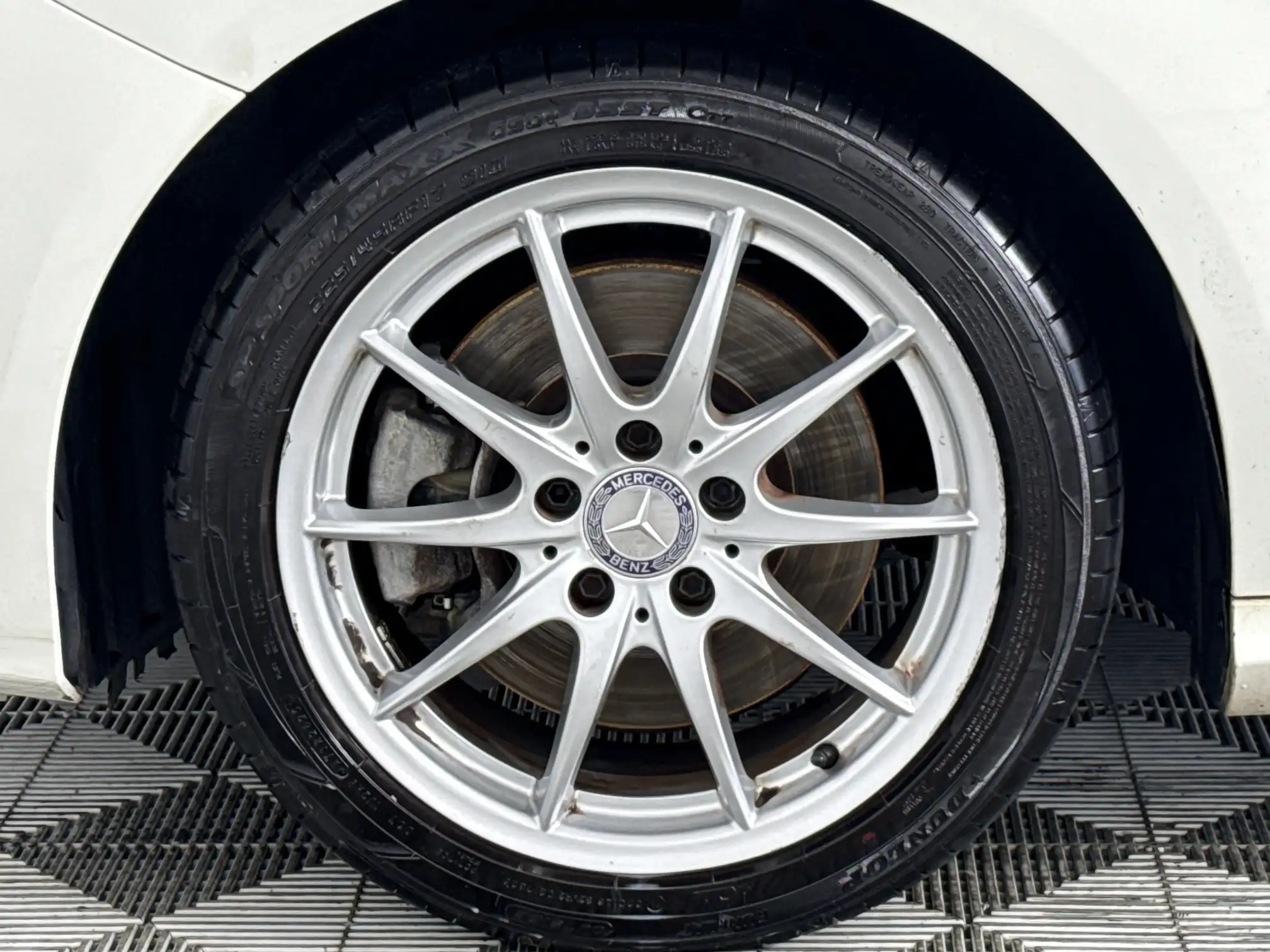 Mercedes-Benz B Class