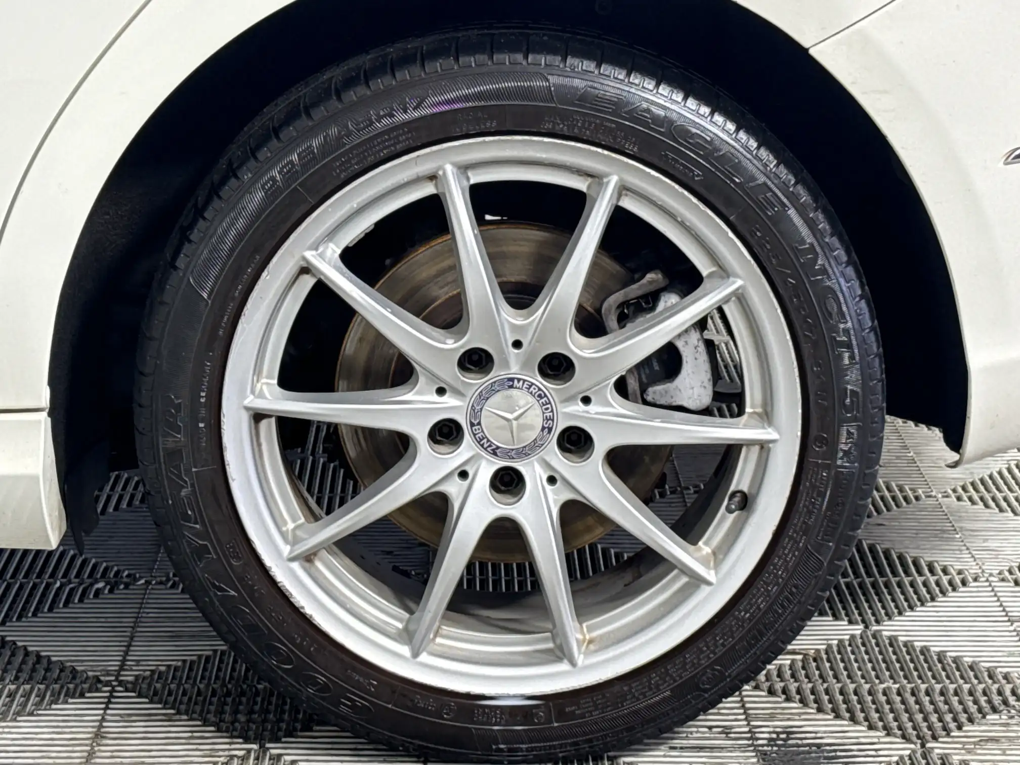 Mercedes-Benz B Class