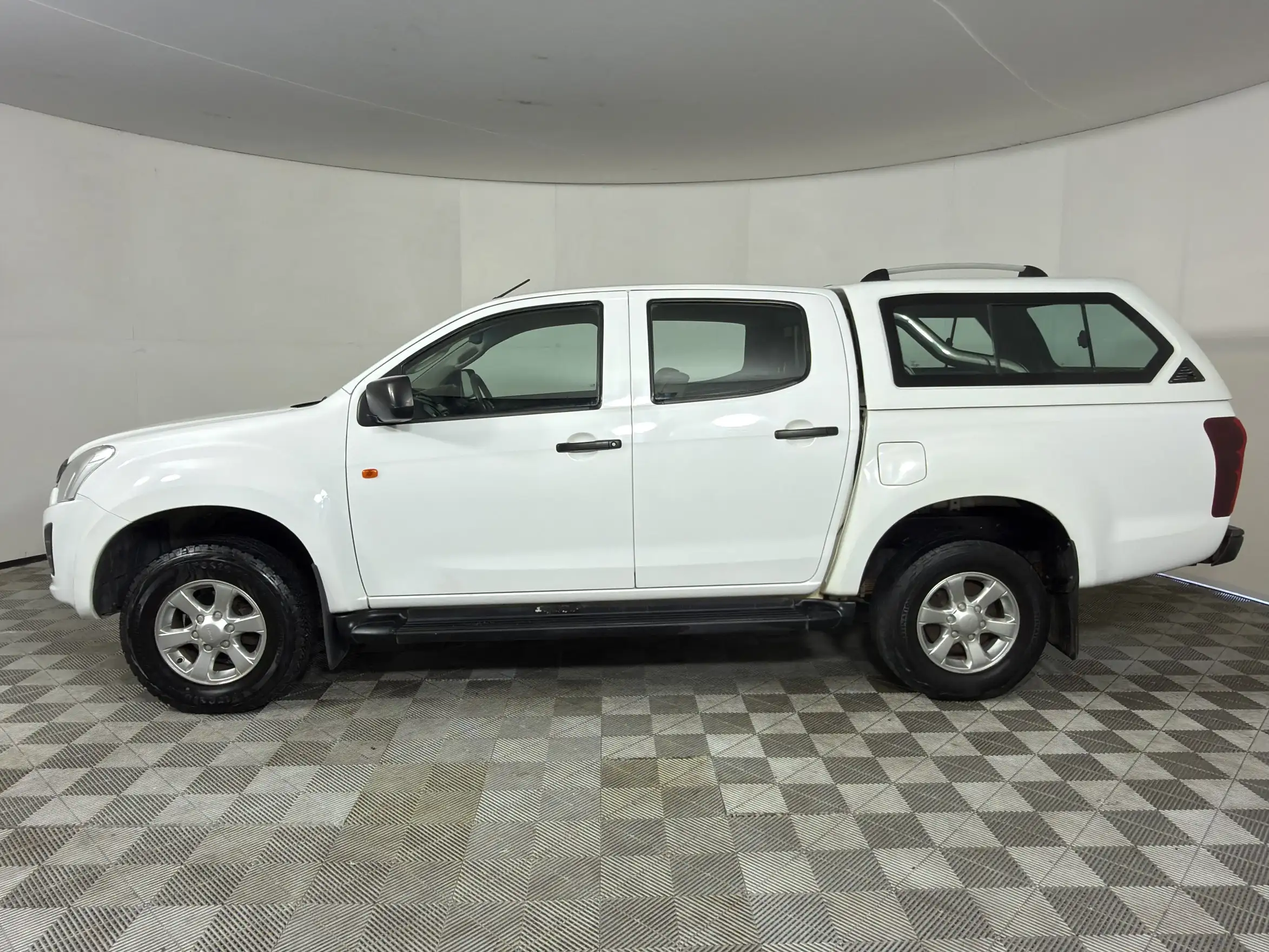 Isuzu KB