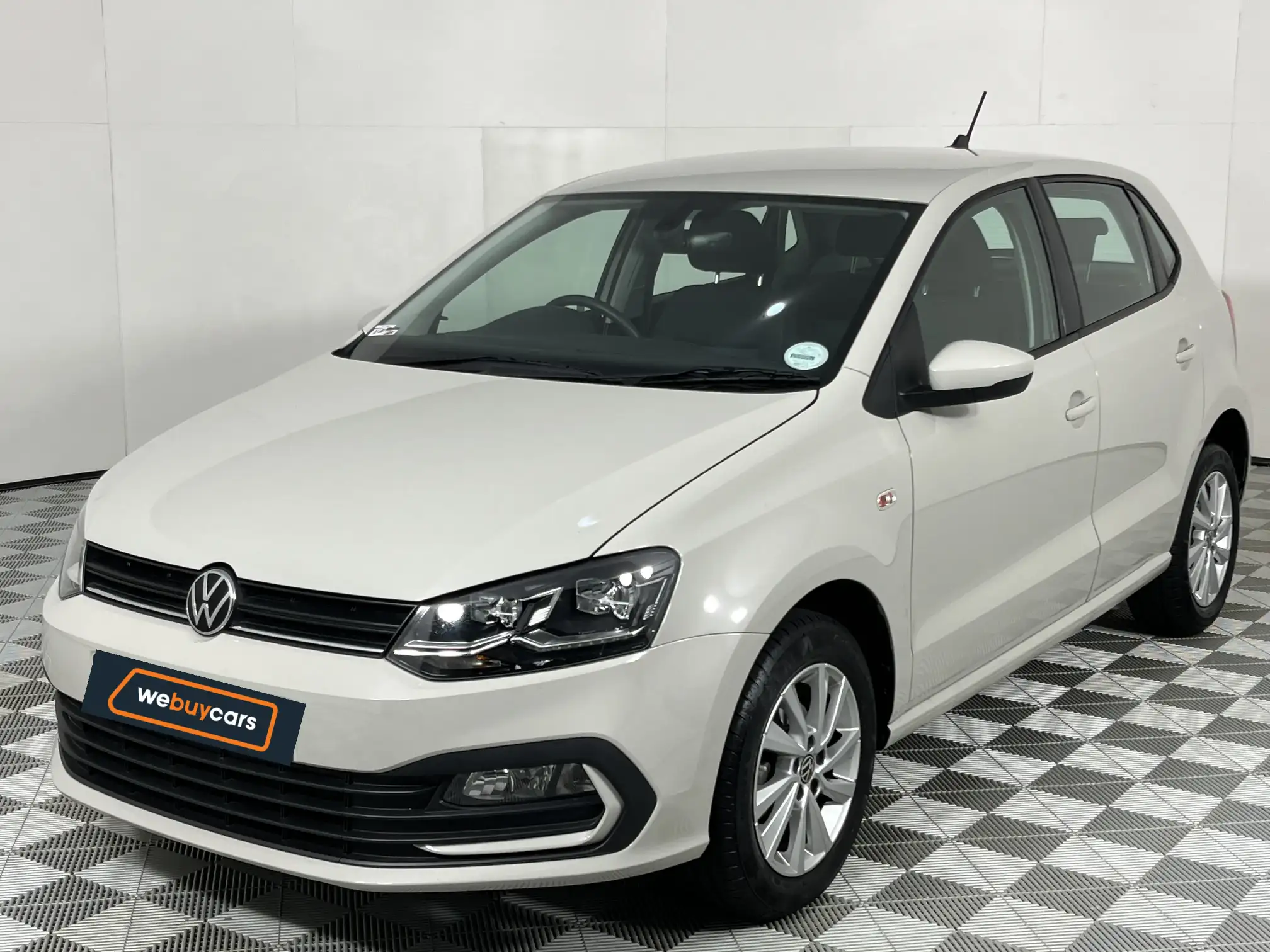 2025 Volkswagen Polo Vivo 1.6 Life TIP (5dr) at Gqeberha (EC) for sale R293900