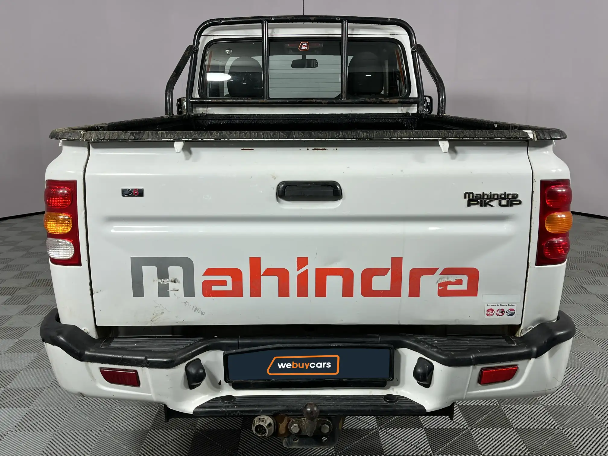 Mahindra PIK UP
