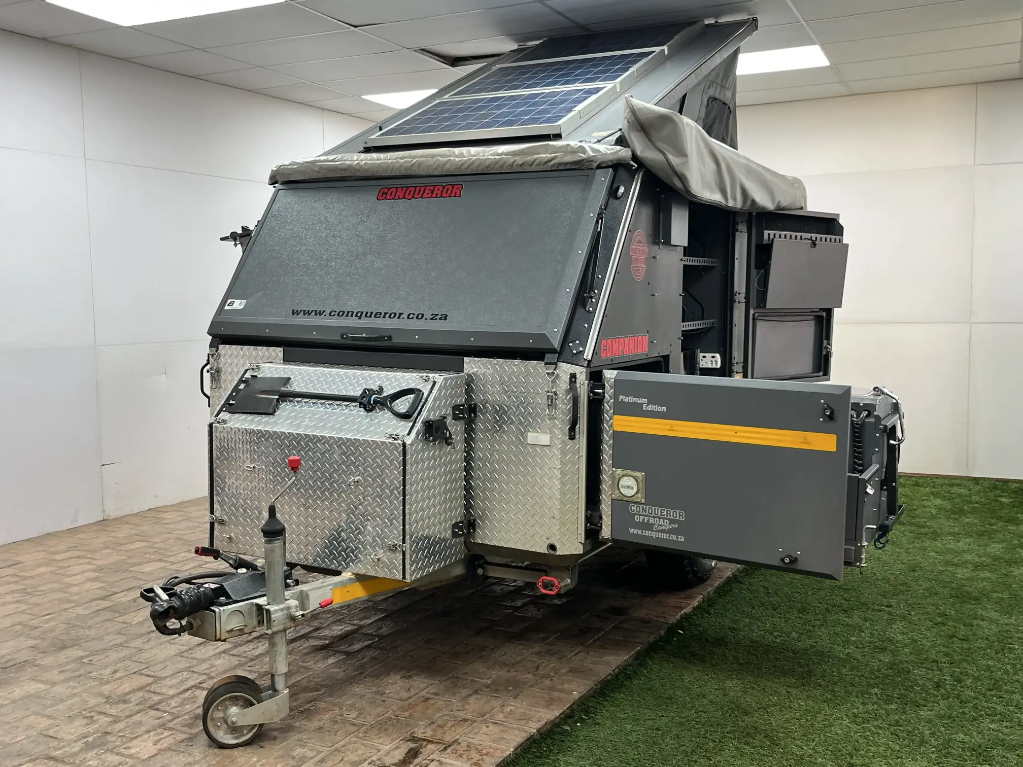 2017 Conqueror Companion