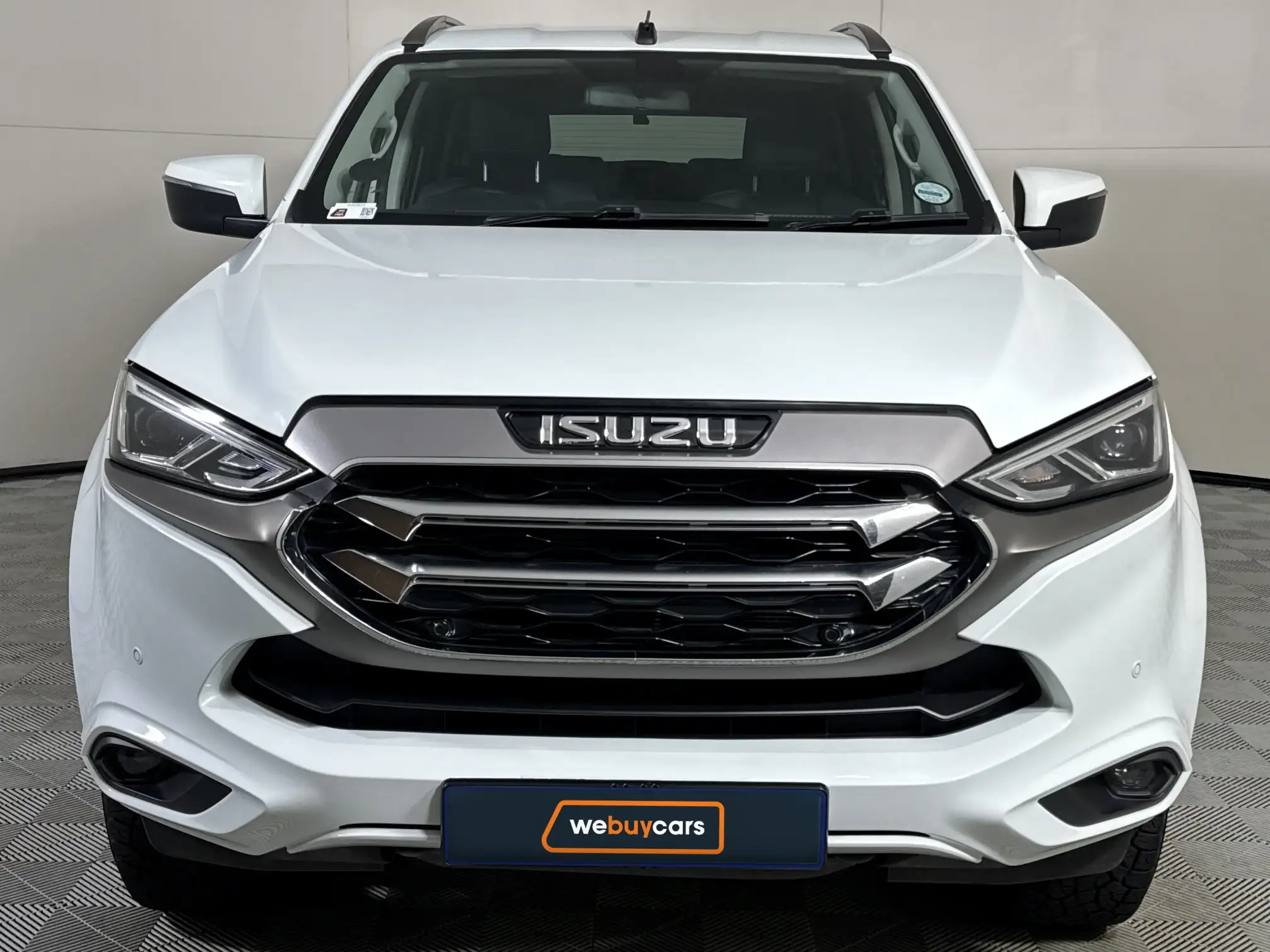 Isuzu MU-X