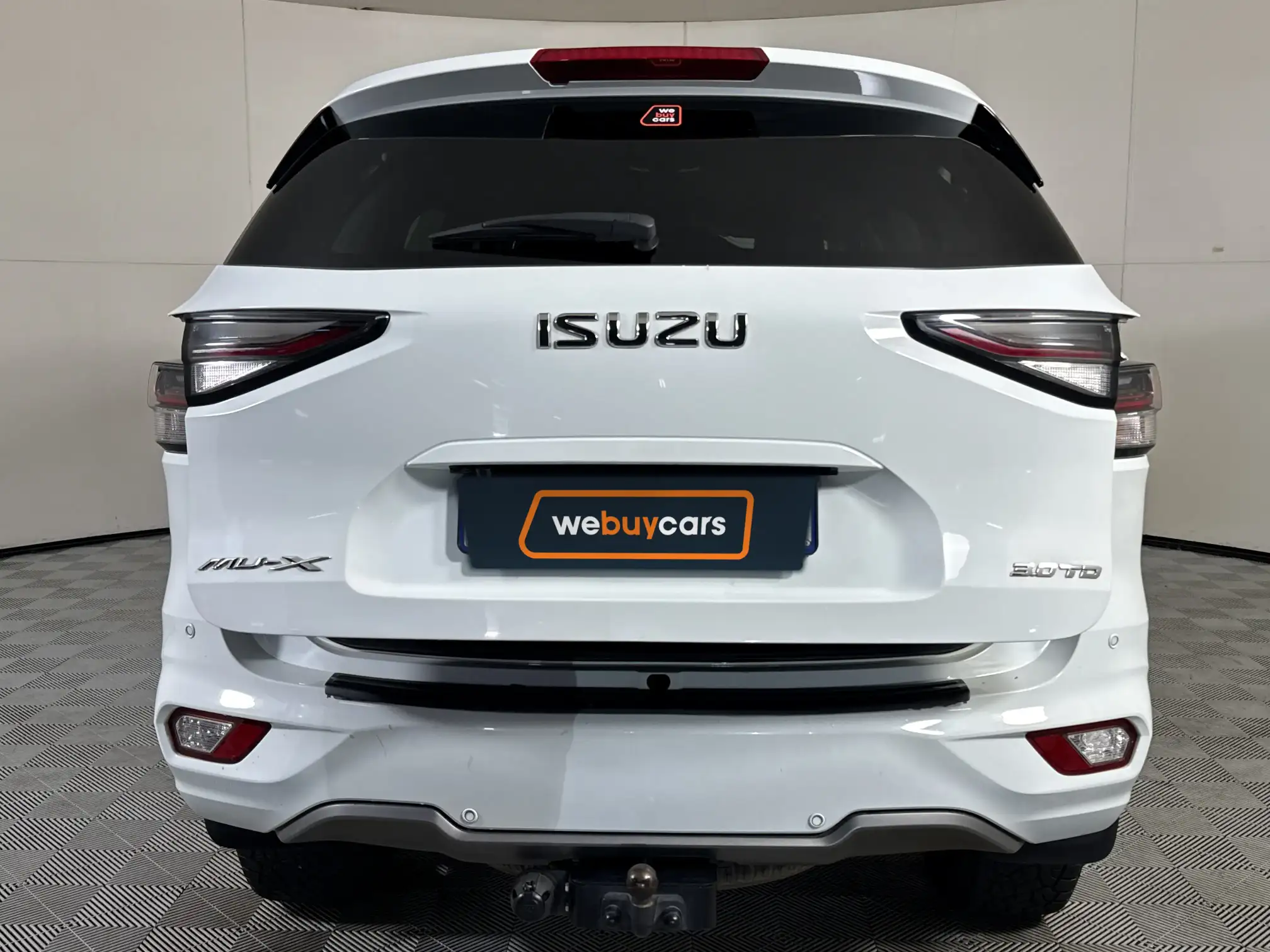 Isuzu MU-X