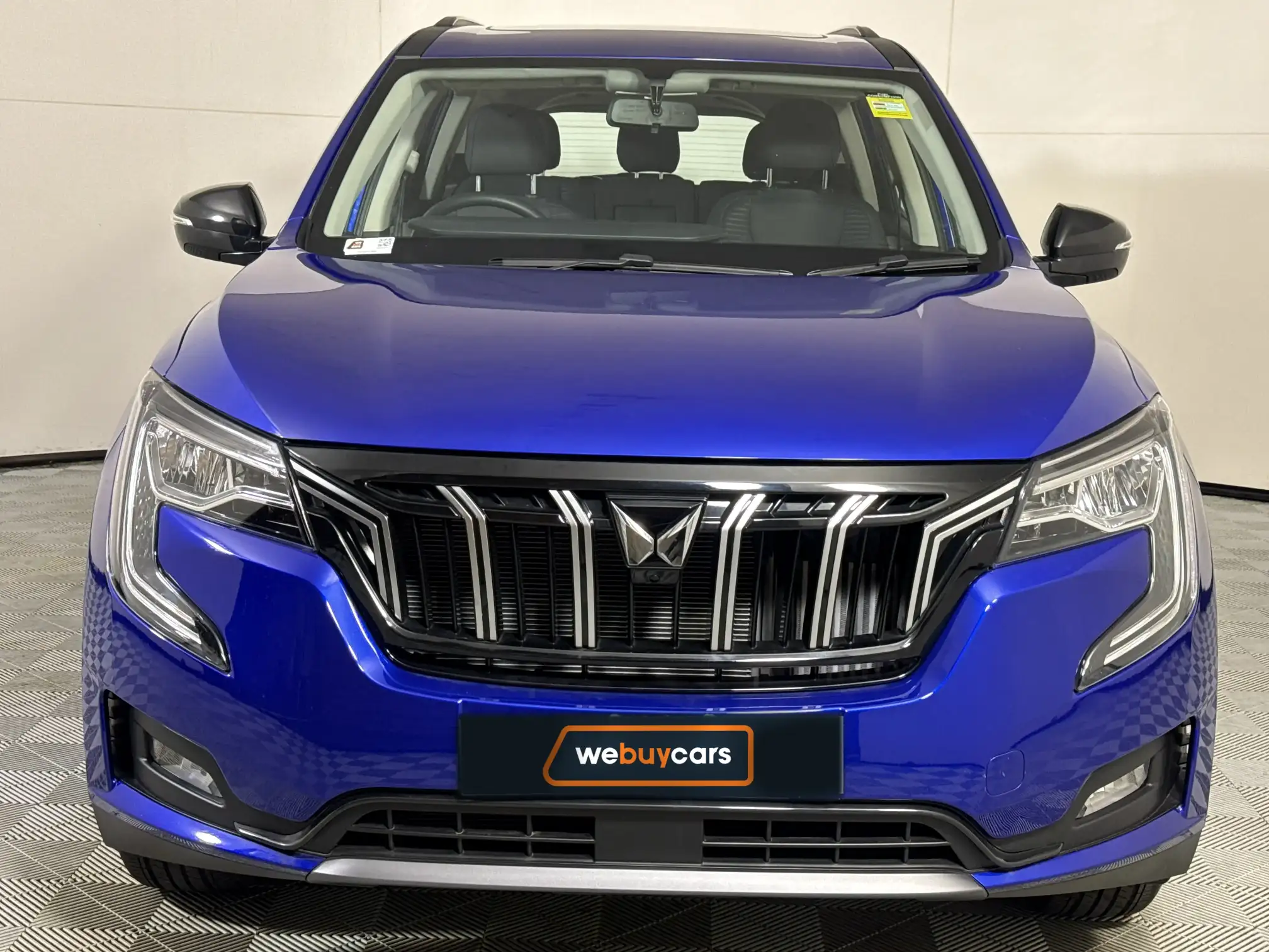 Mahindra XUV 700