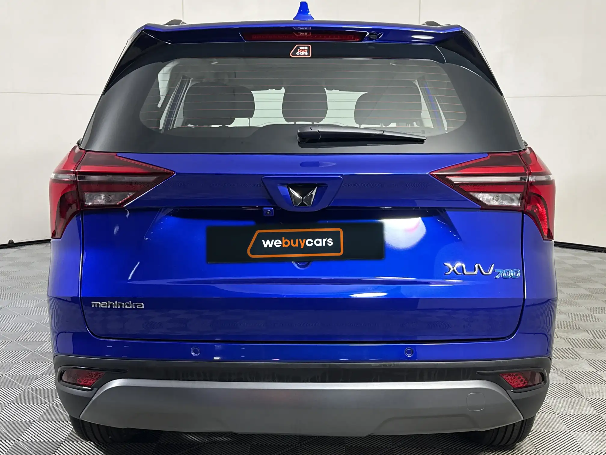 Mahindra XUV 700