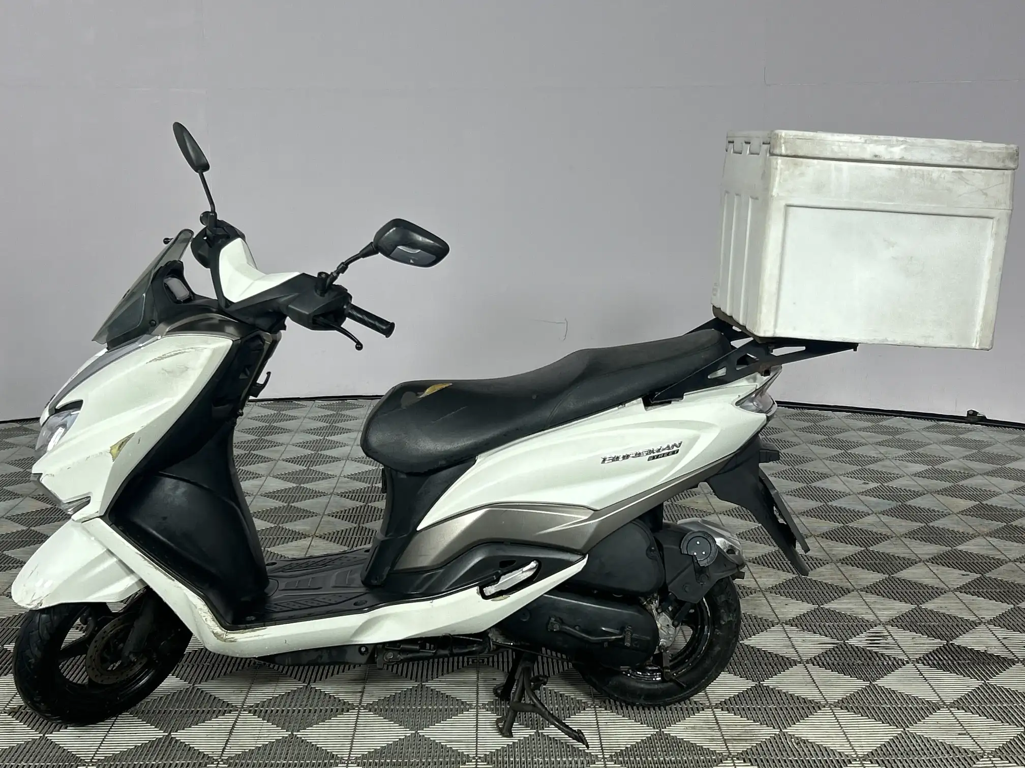 Suzuki AN