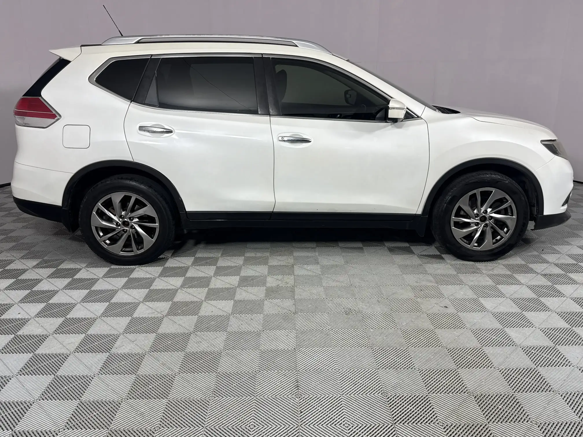 Nissan X Trail