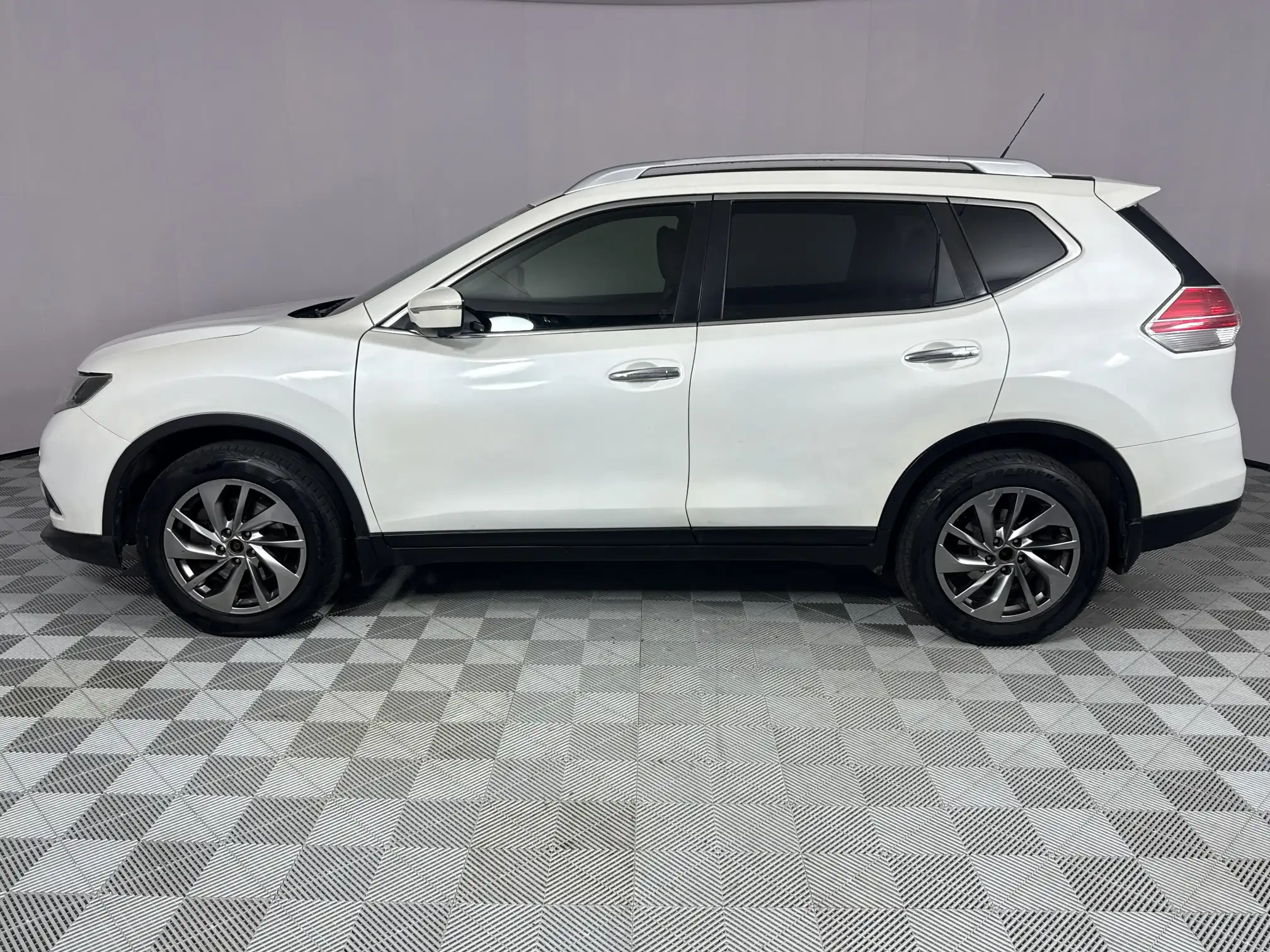 Nissan X Trail