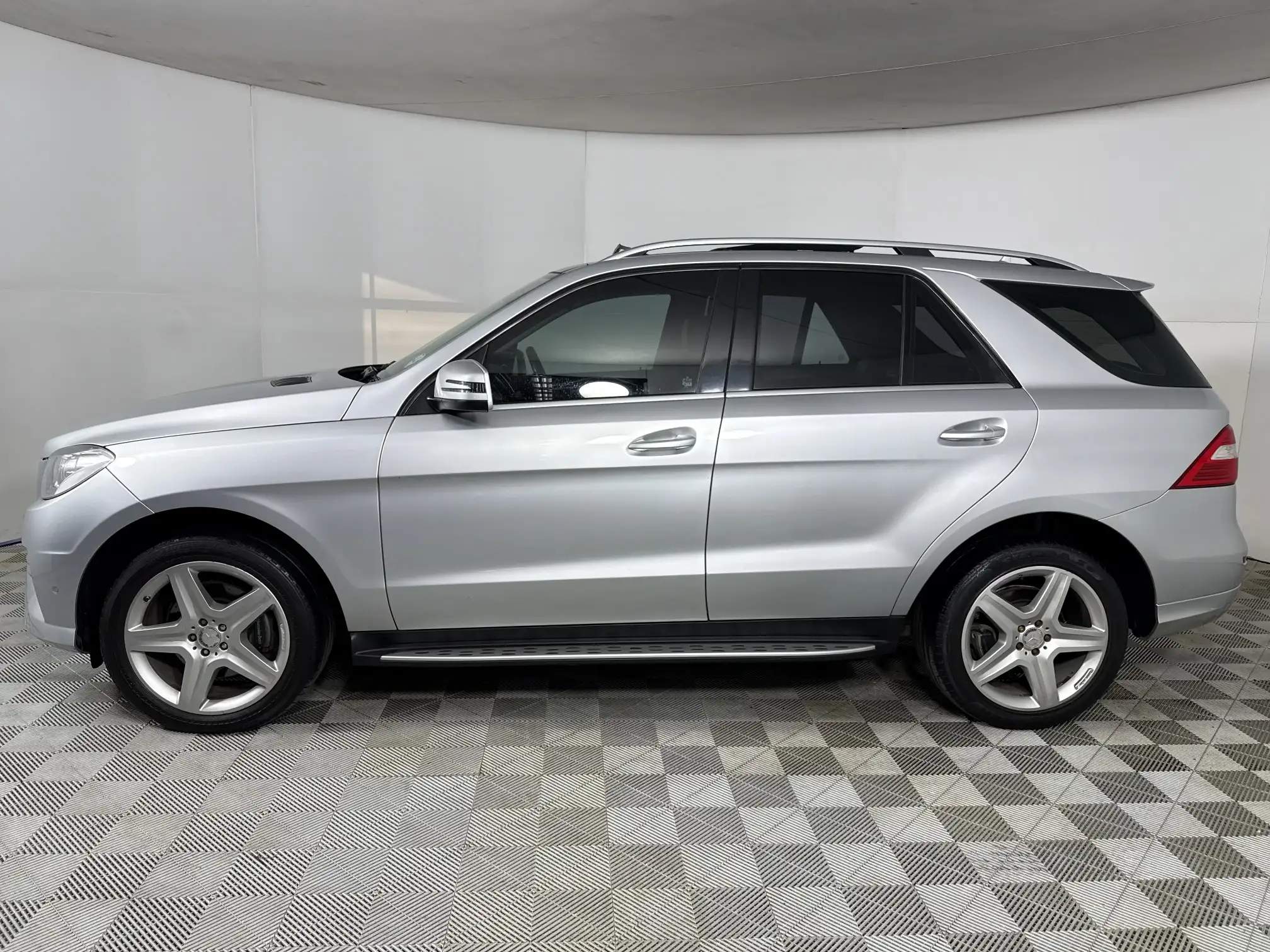 Mercedes-Benz M Class