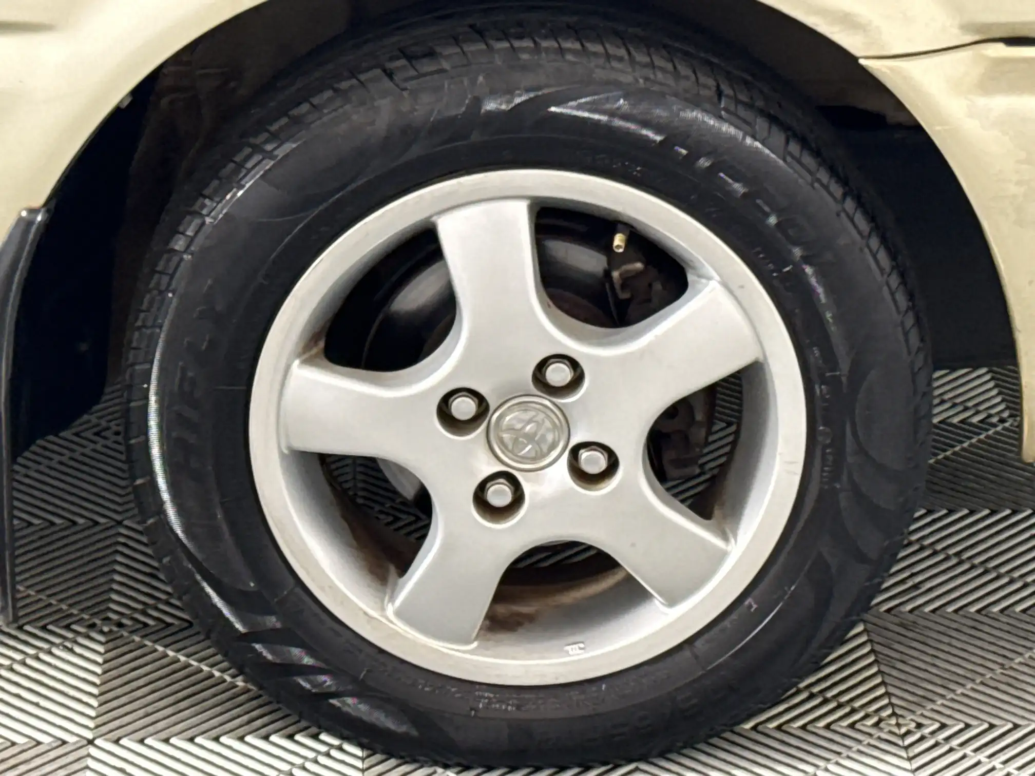 Toyota Tazz
